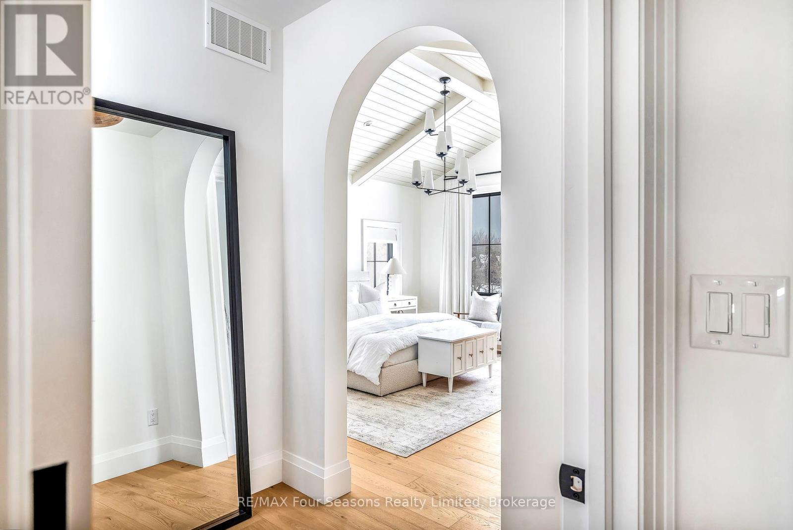 111 Lendvay Alley, Blue Mountains, Ontario  L9Y 0S3 - Photo 27 - X12249330