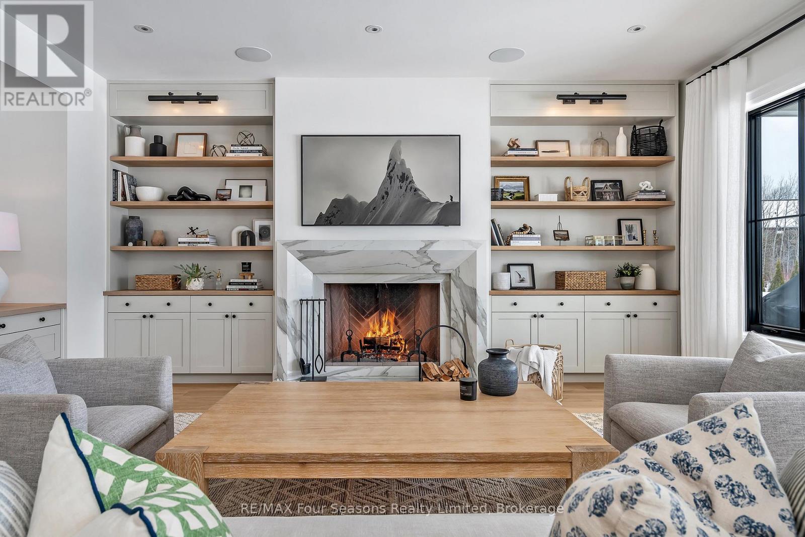 111 Lendvay Alley, Blue Mountains, Ontario  L9Y 0S3 - Photo 8 - X12249330