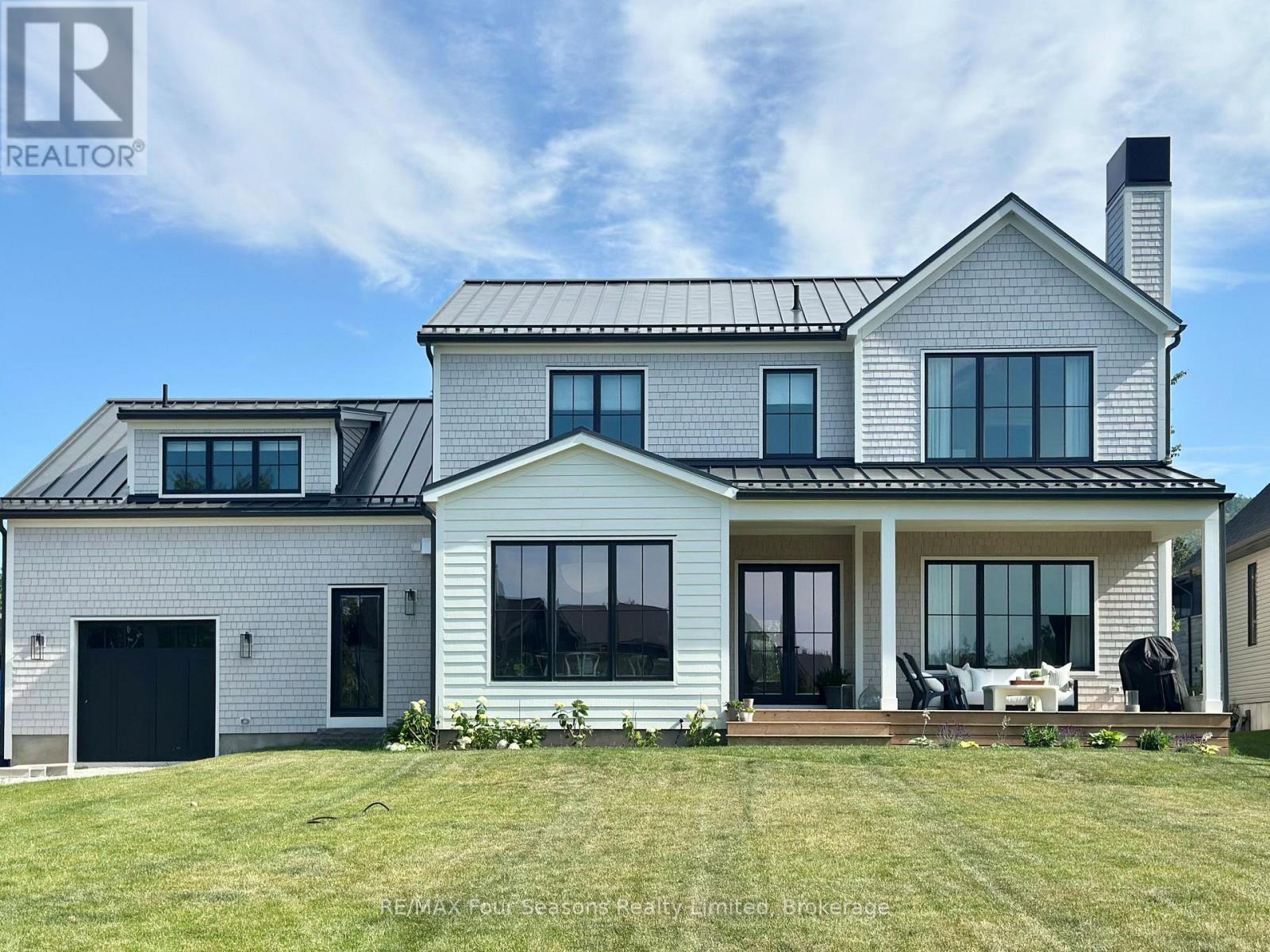 111 Lendvay Alley, Blue Mountains, Ontario  L9Y 0S3 - Photo 4 - X12249330