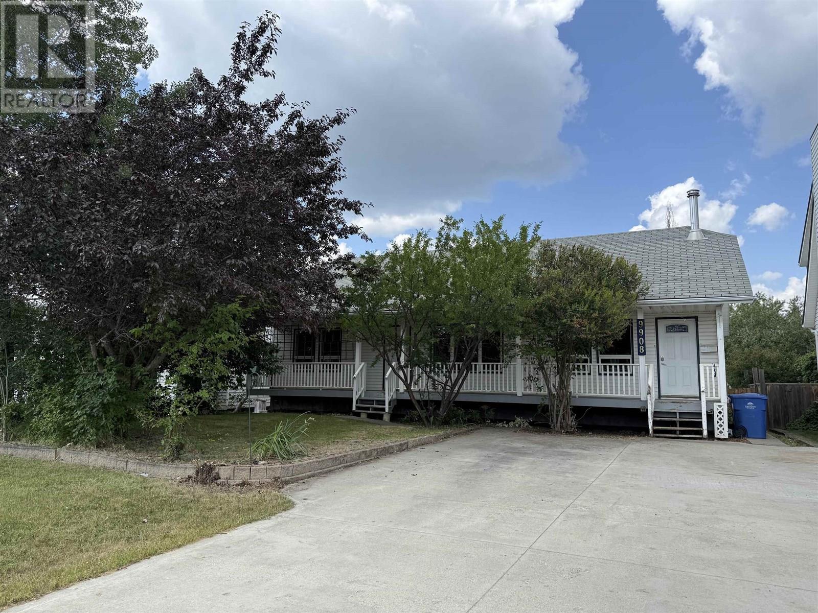 9908 114 AVENUE, Fort St. John, British Columbia