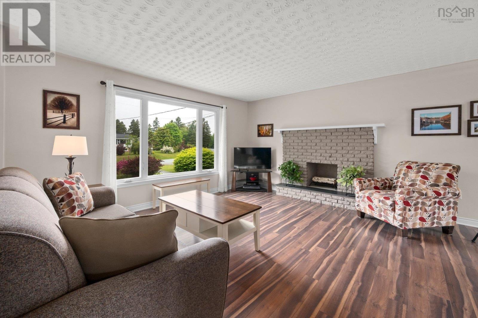 Property at 23 James Roy Drive image 4