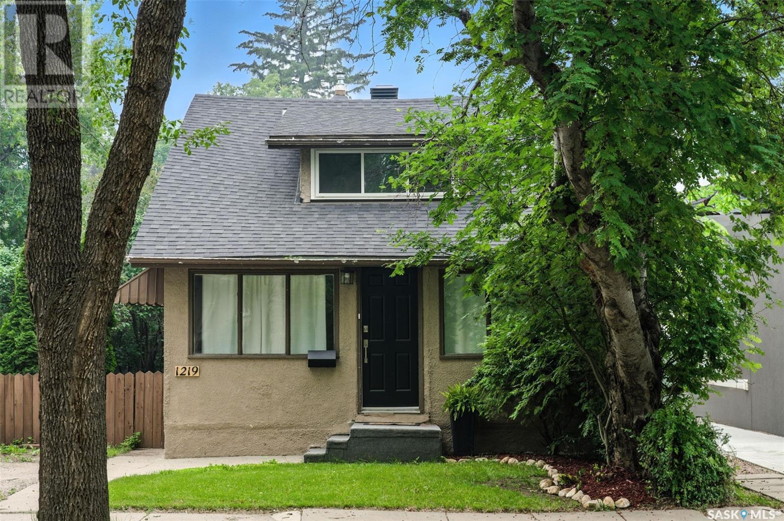 Property at 1219 B AVENUE N image 1