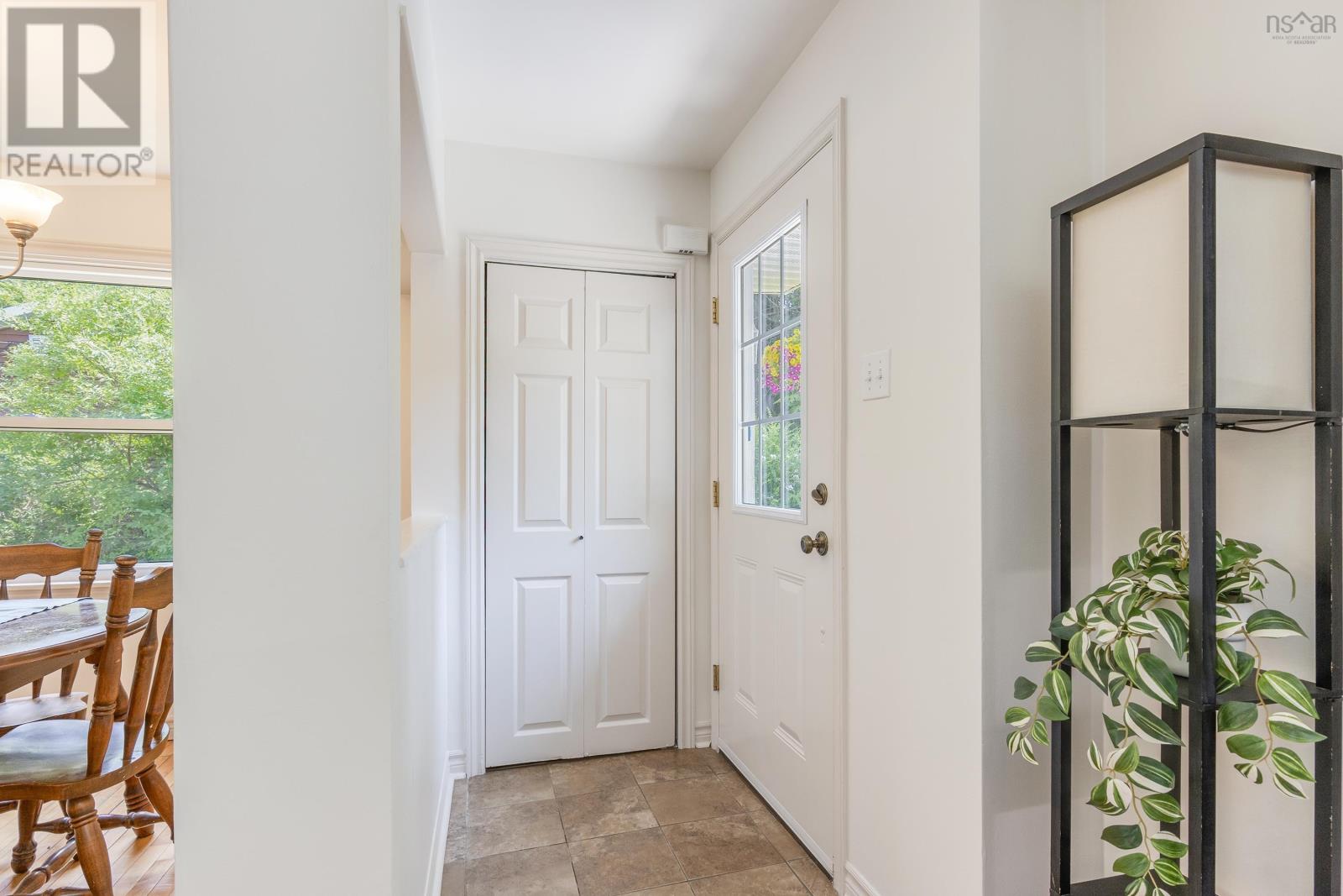 Property at 7 Maple Drive image 4