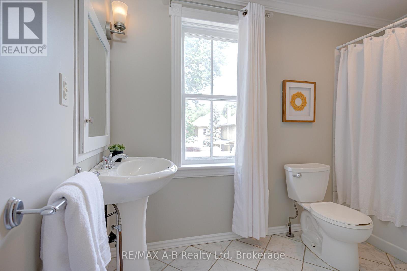 120 John Street N, Stratford, Ontario  N5A 6K9 - Photo 23 - X12284976