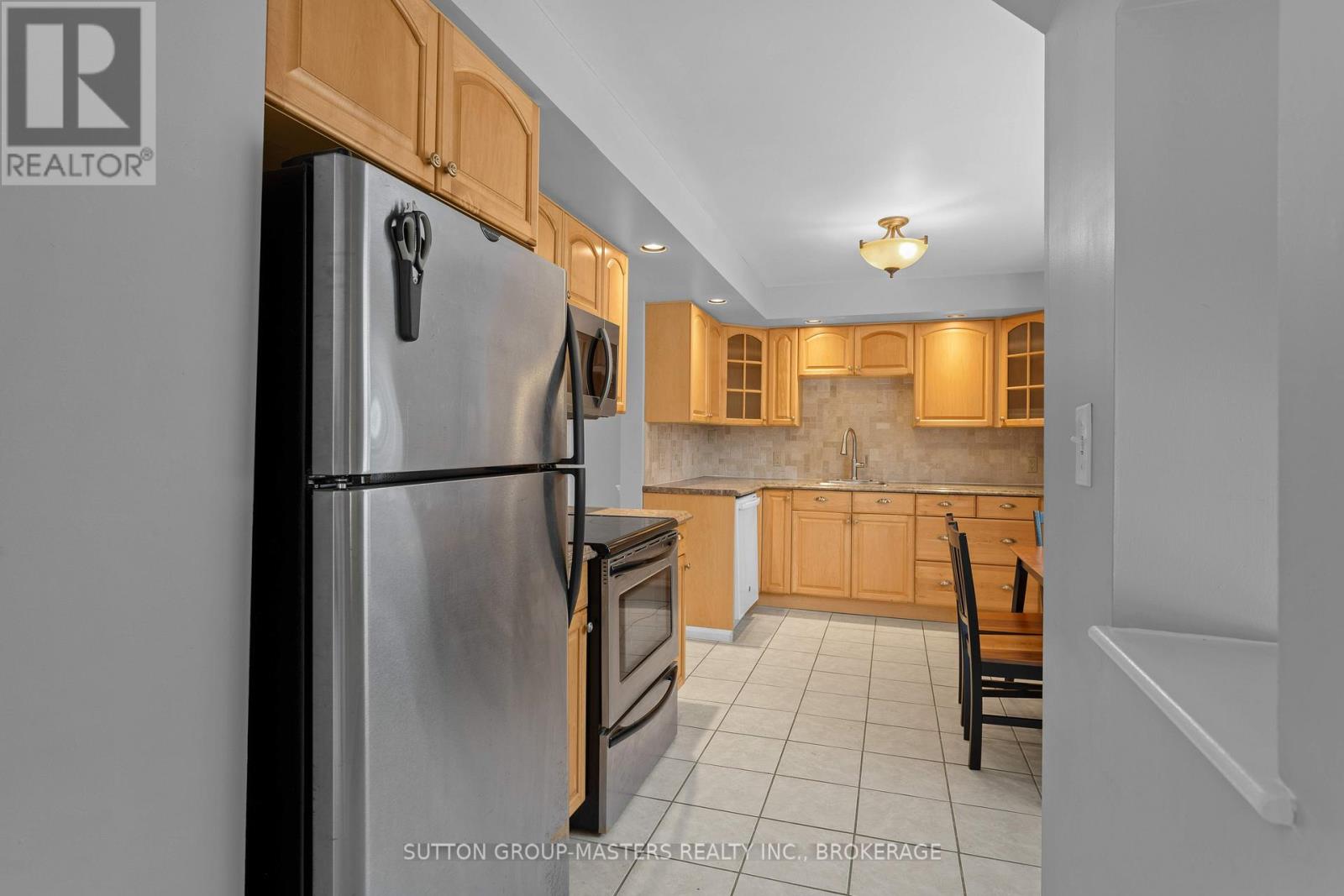 52 Pembroke Street, Kingston, Ontario  K7L 4N4 - Photo 6 - X12285223