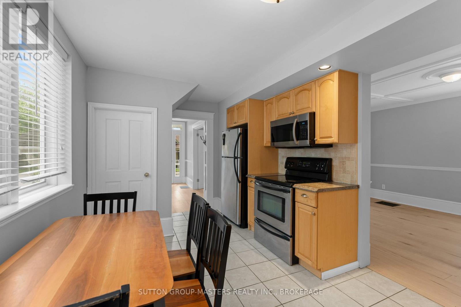 52 Pembroke Street, Kingston, Ontario  K7L 4N4 - Photo 9 - X12285223