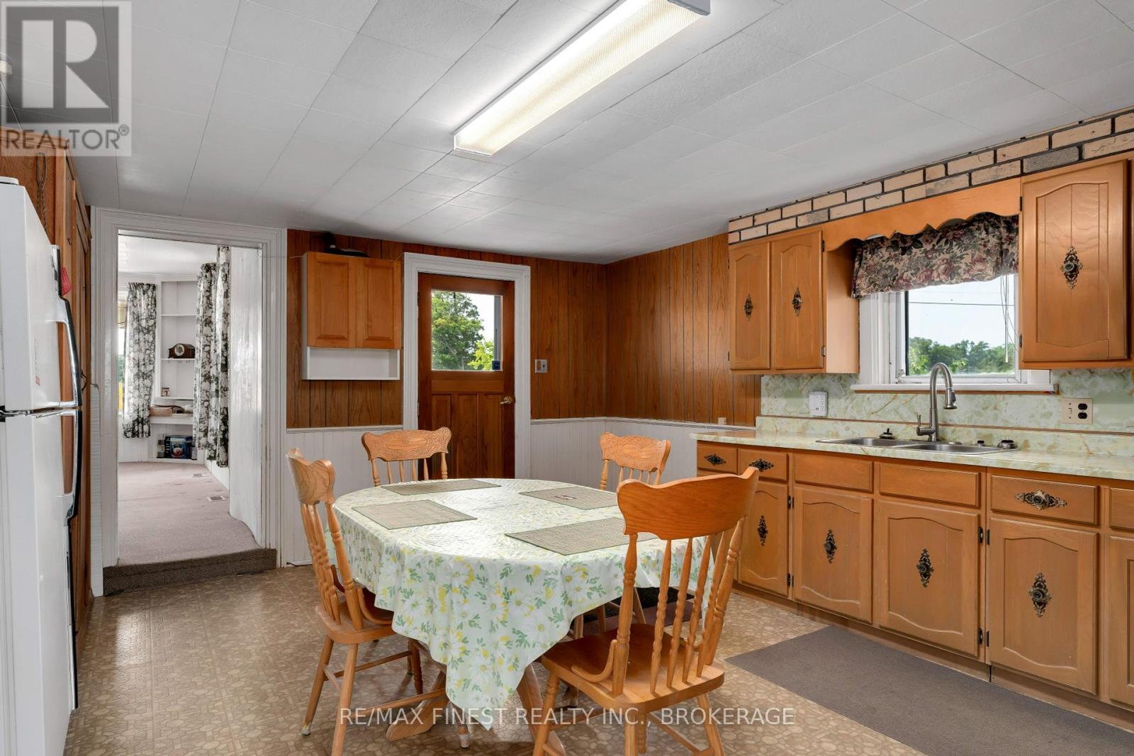 291 Hambly Road, Greater Napanee, Ontario  K7R 3K8 - Photo 7 - X12285240