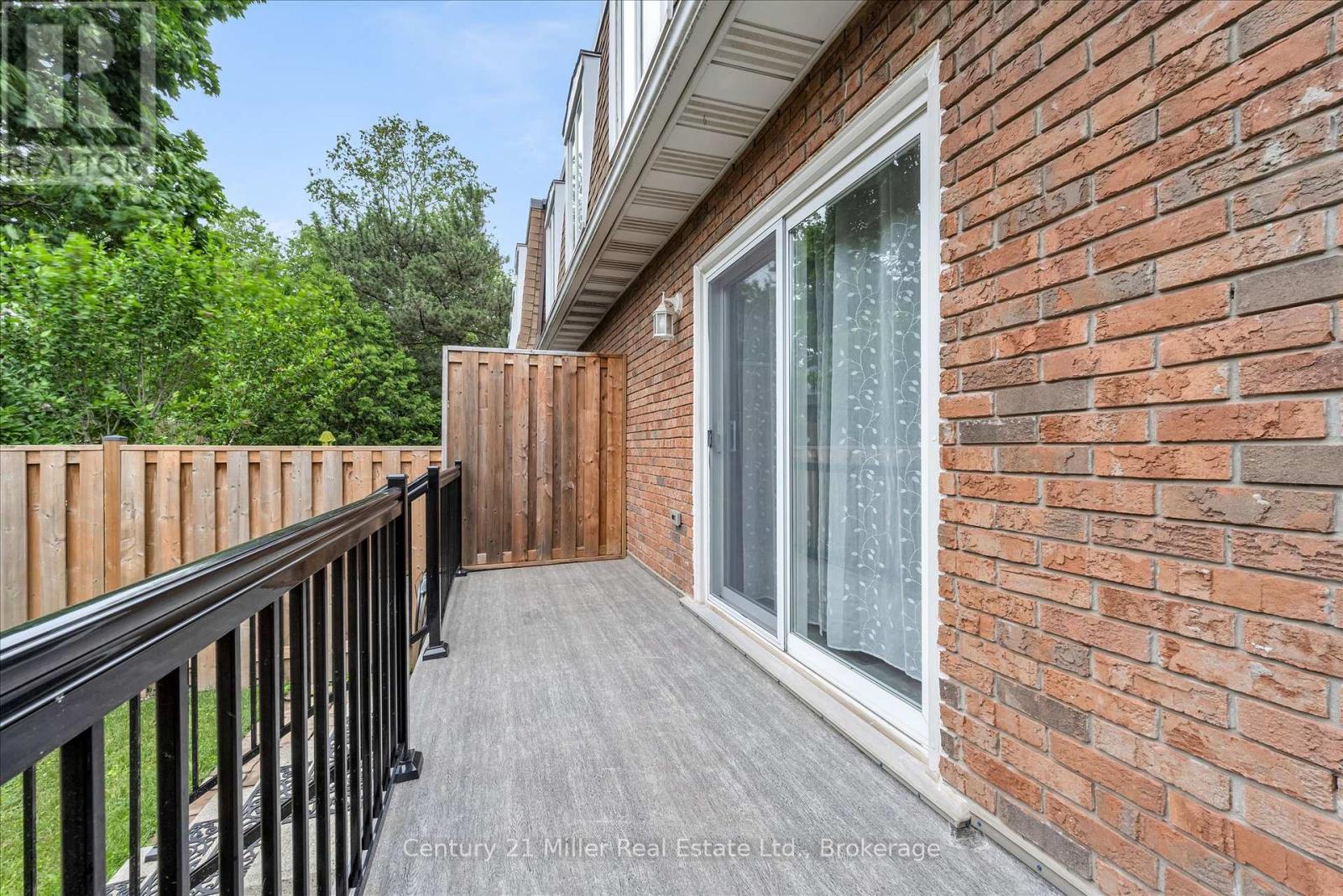 1531 Westminster Place, Burlington, Ontario  L7P 2B4 - Photo 36 - W12285235