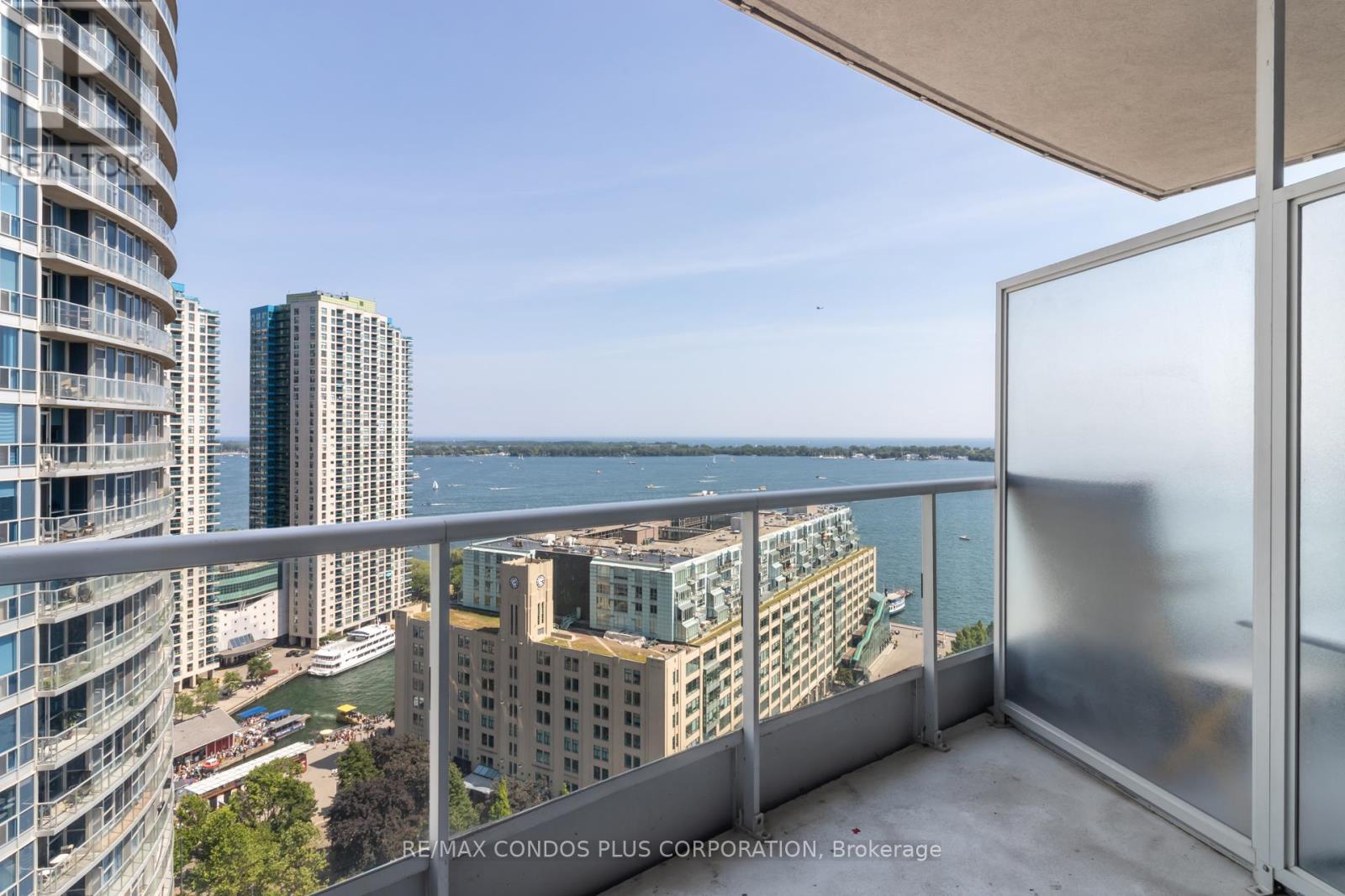 2302 - 218 Queens Quay W, Toronto (Waterfront Communities), Ontario  M5J 2Y6 - Photo 27 - C12283747