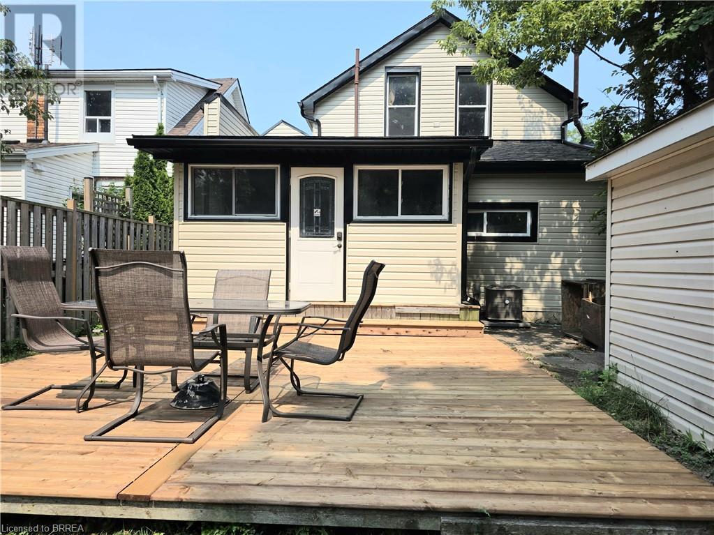 Property at 109 SYDENHAM Street image 3