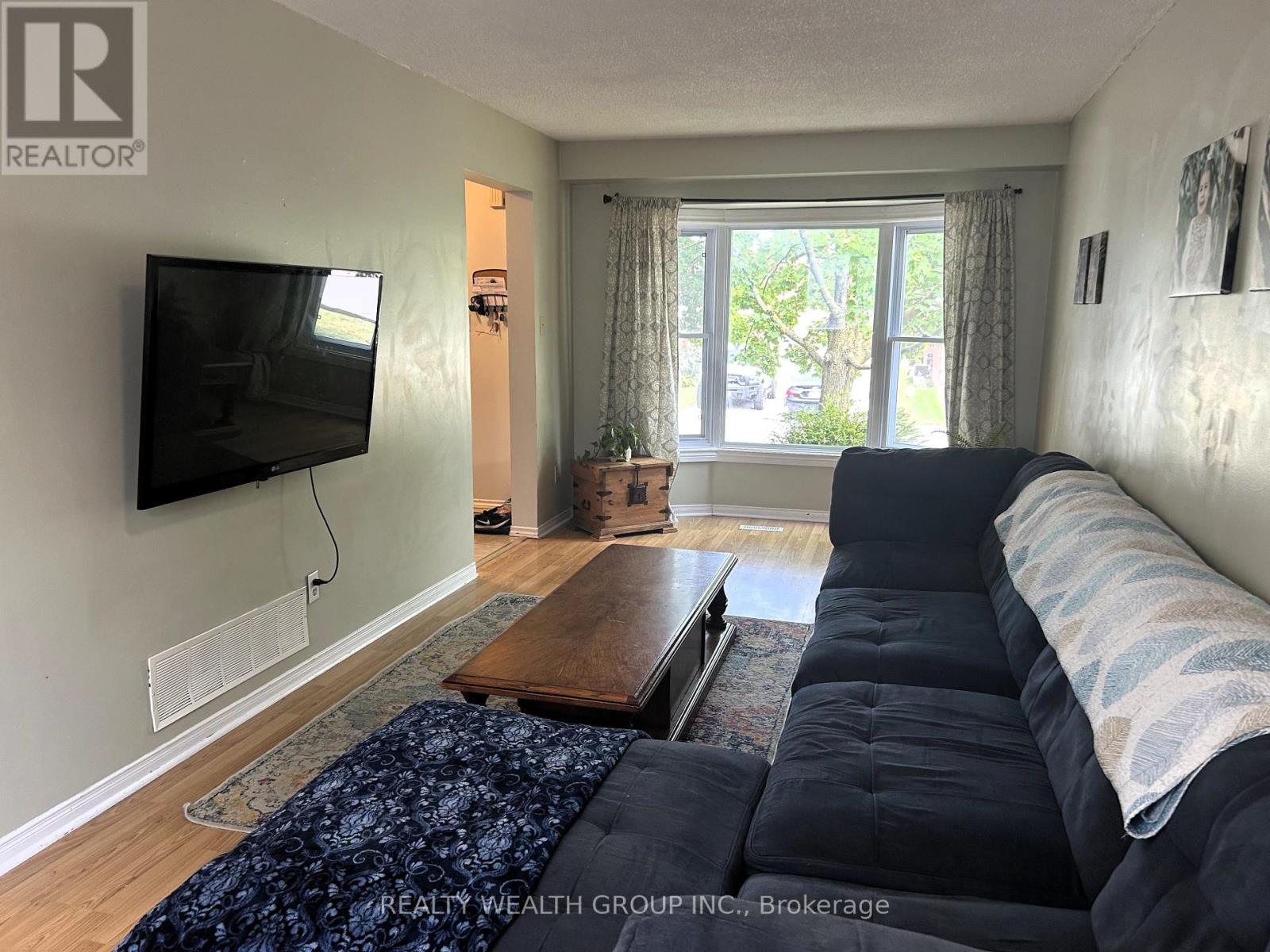 1226 Benson Street, Innisfil, Ontario  L9S 1Y5 - Photo 17 - N12285007
