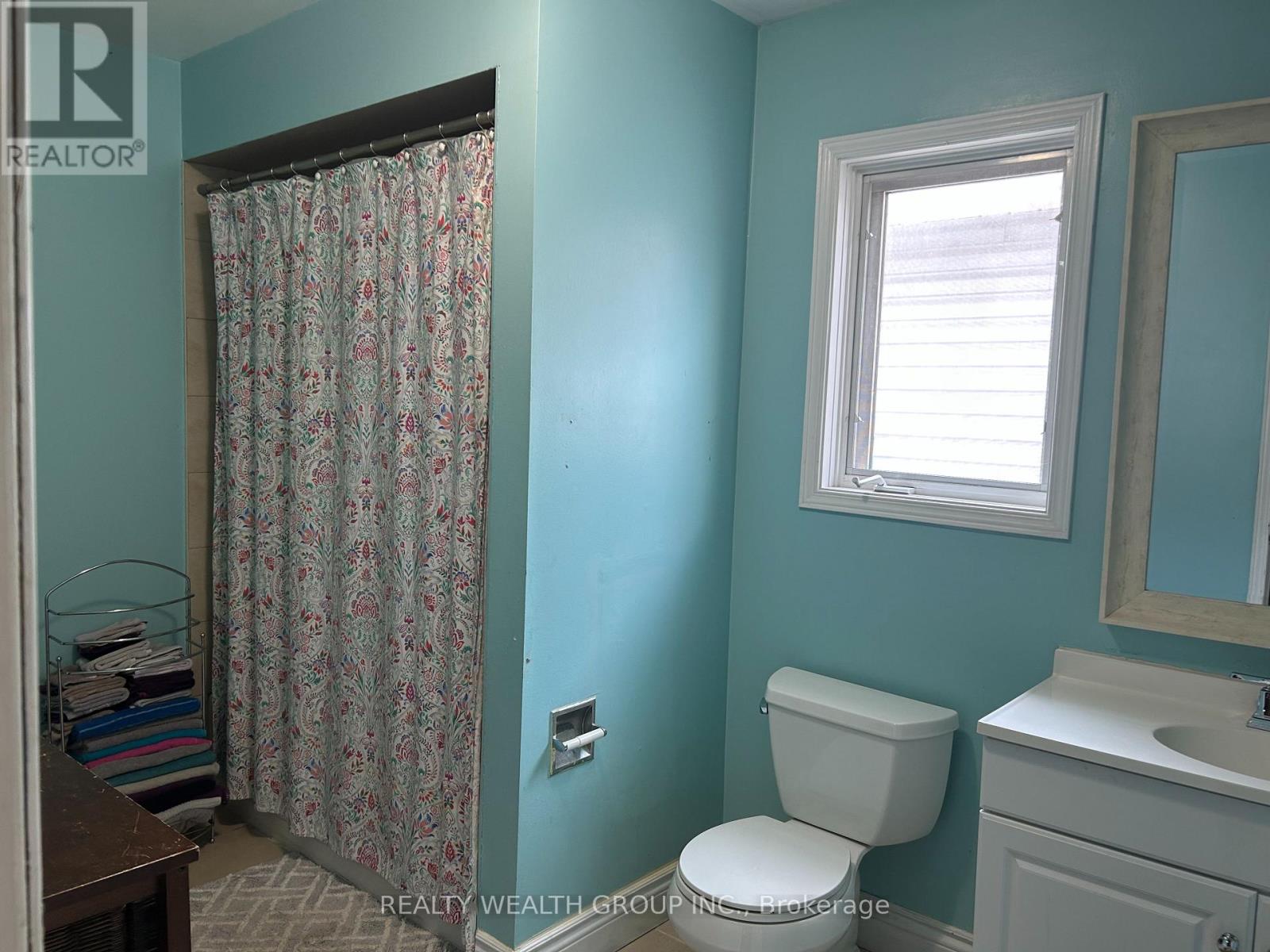 1226 Benson Street, Innisfil, Ontario  L9S 1Y5 - Photo 22 - N12285007