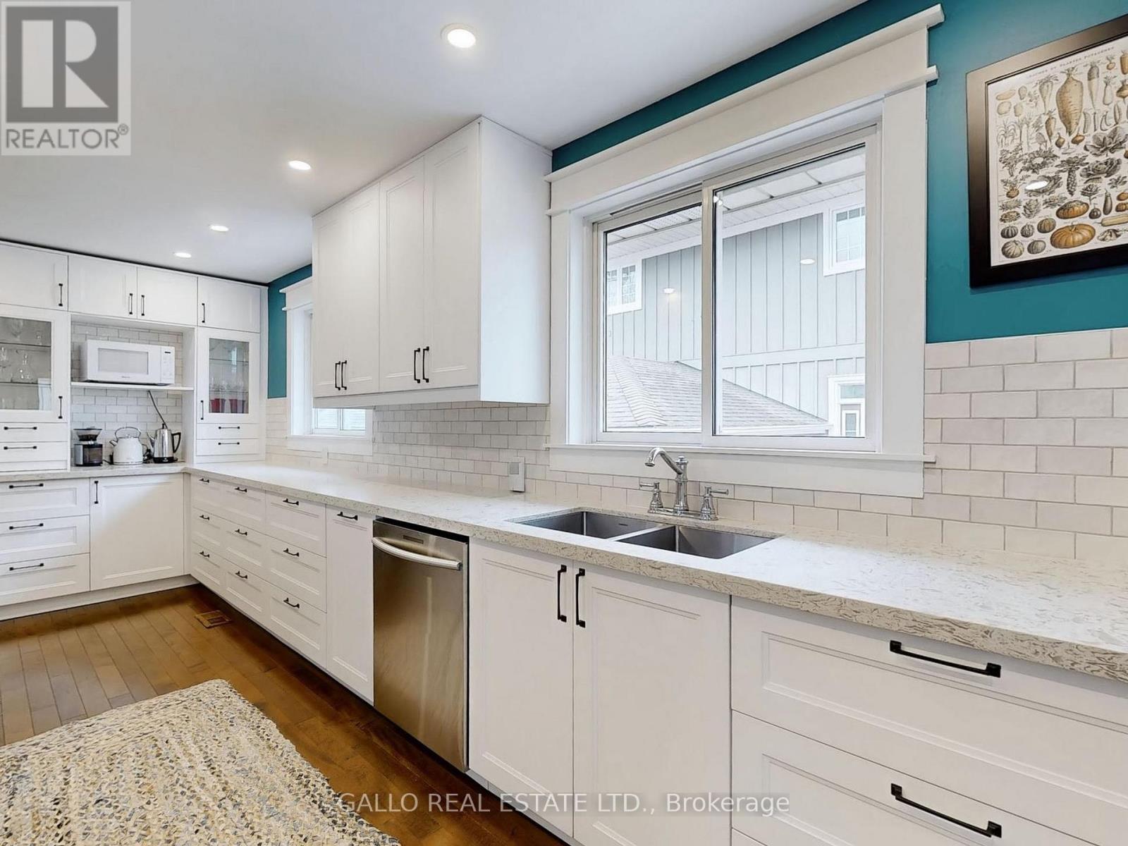 12168 Tenth Line S, Whitchurch-Stouffville (Stouffville), Ontario  L4A 6B9 - Photo 8 - N12285133