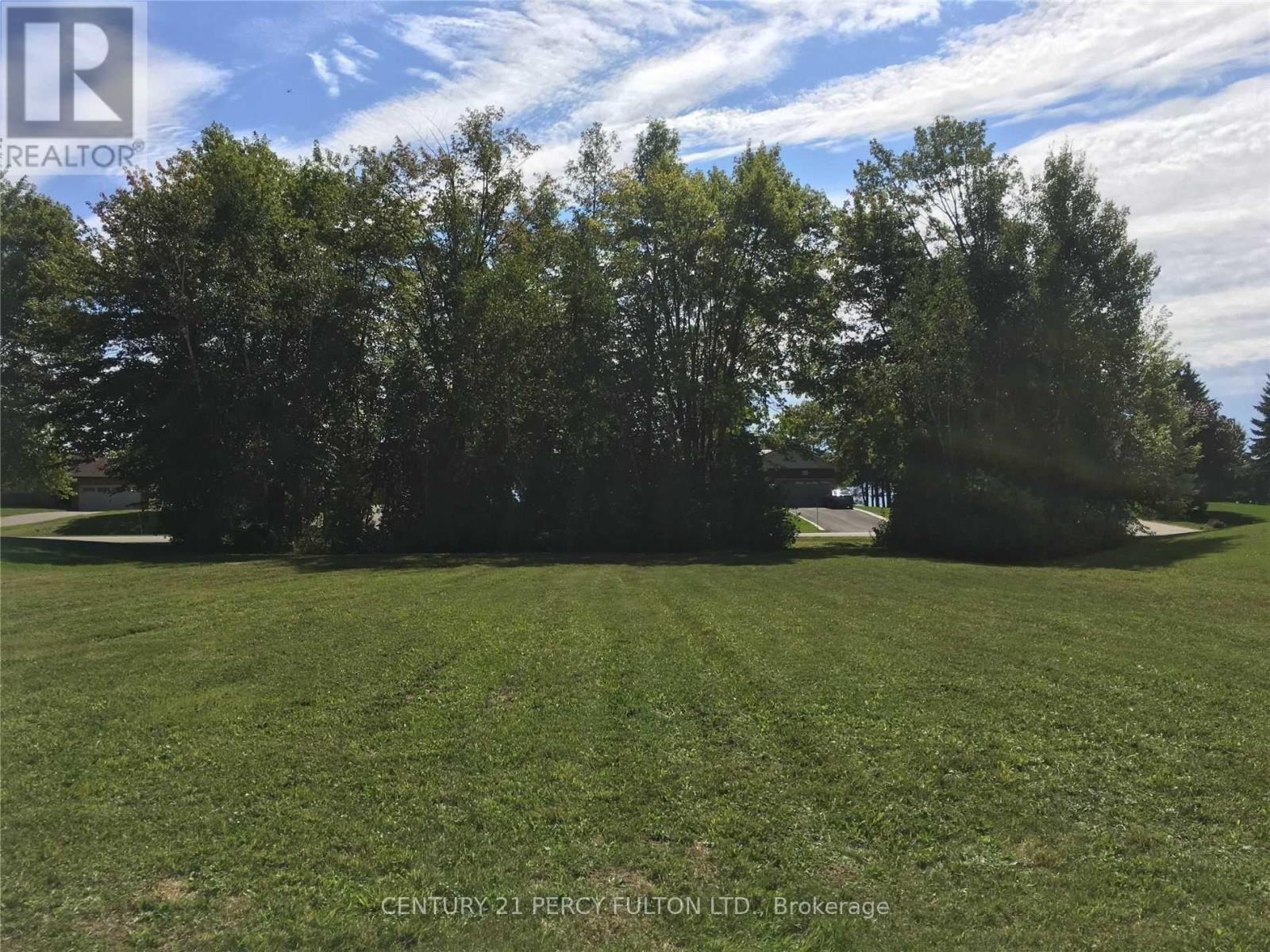 81 Bayshore Drive, Ramara, Ontario  L0K 1B0 - Photo 3 - S12285123