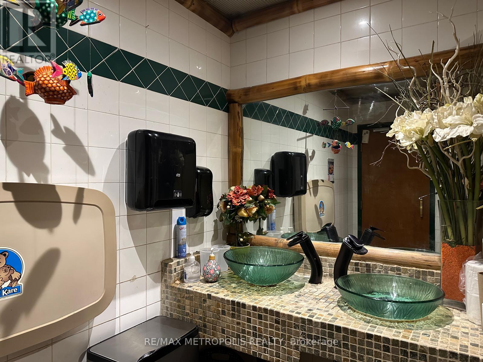 1 - 879 York Mills Road, Toronto (Banbury-Don Mills), Ontario  M3B 1Y5 - Photo 29 - C12284723