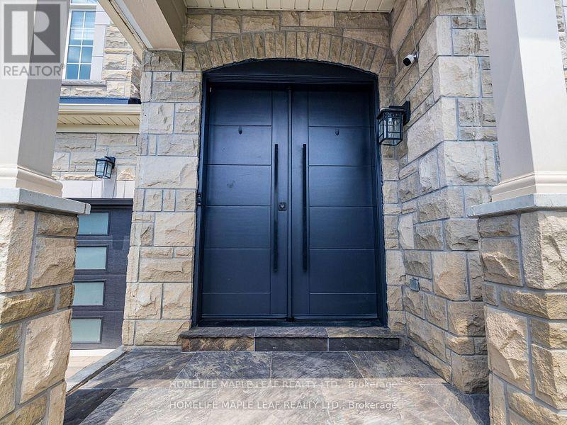 Property at 144 BLOOMSBURY AVENUE image 2