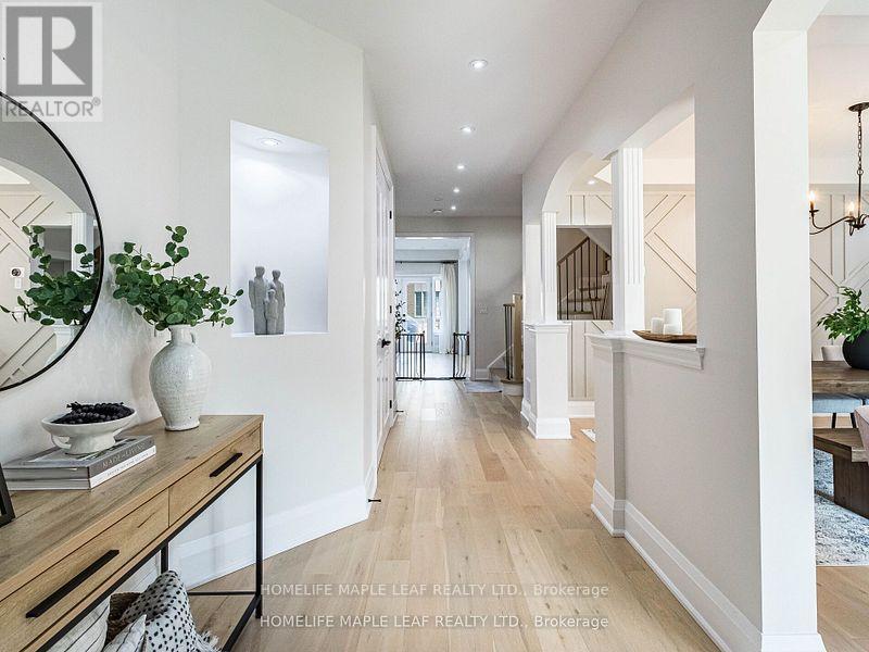 Property at 144 BLOOMSBURY AVENUE image 4