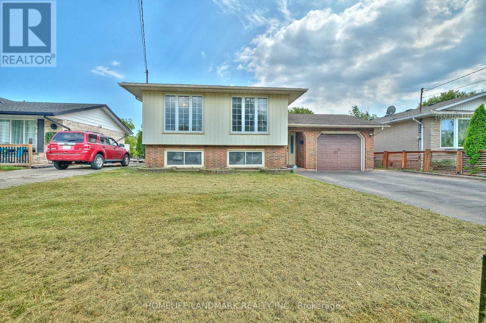 38 Dunvegan Road, St. Catharines, Ontario  L2P 1H6 - Photo 2 - X12285107