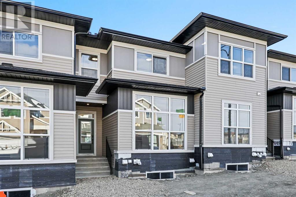 Property at 1037 Bayview Crescent SW image 1