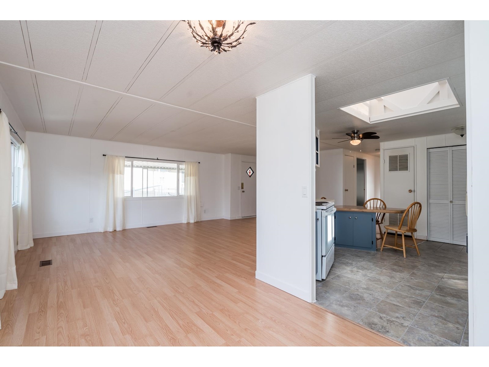 44 1640 162 Street, Surrey, British Columbia V4A 6Y9 - Photo 13 - R3010012