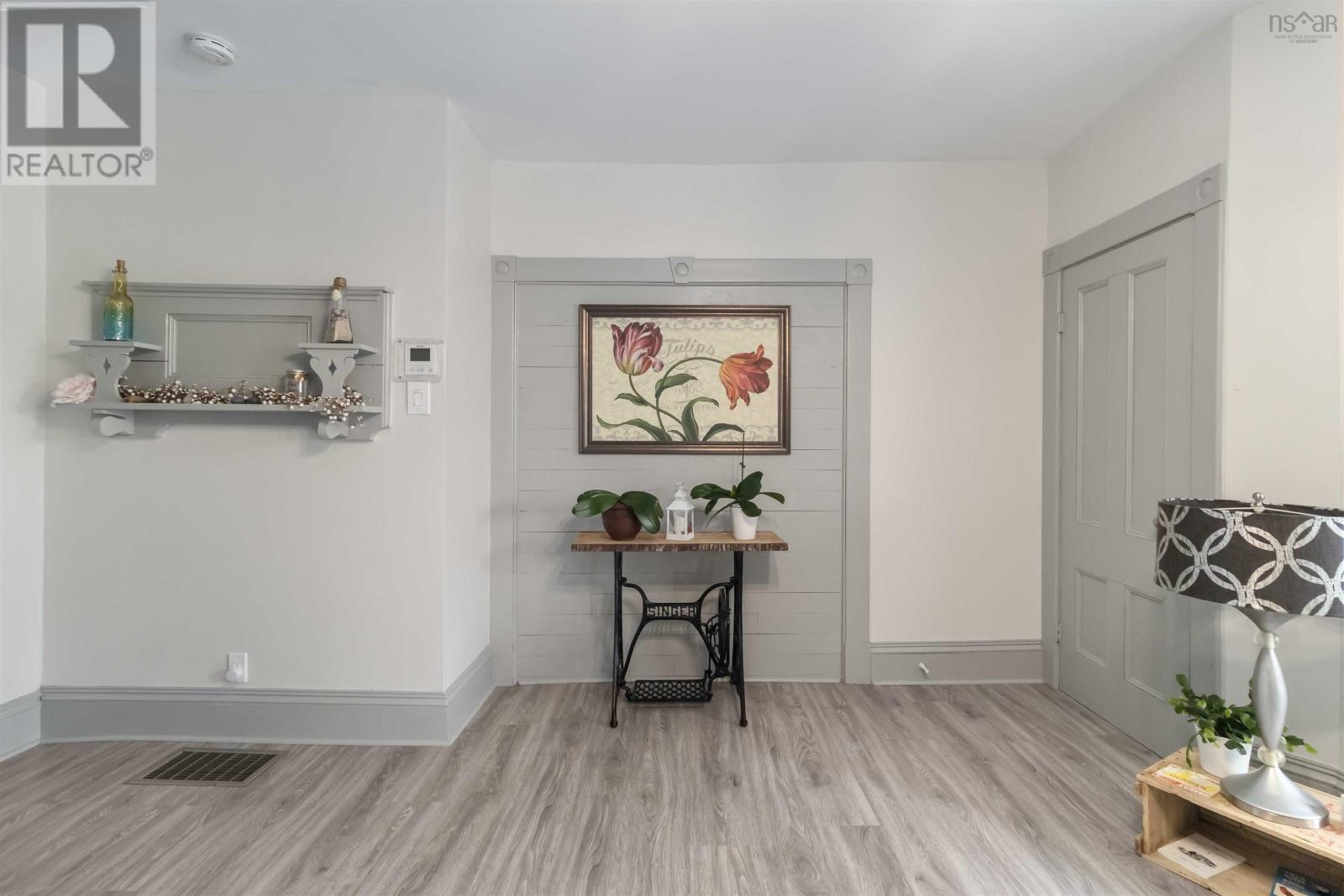 336 West Street, Milton, Nova Scotia  B0T 1P0 - Photo 7 - 202517666