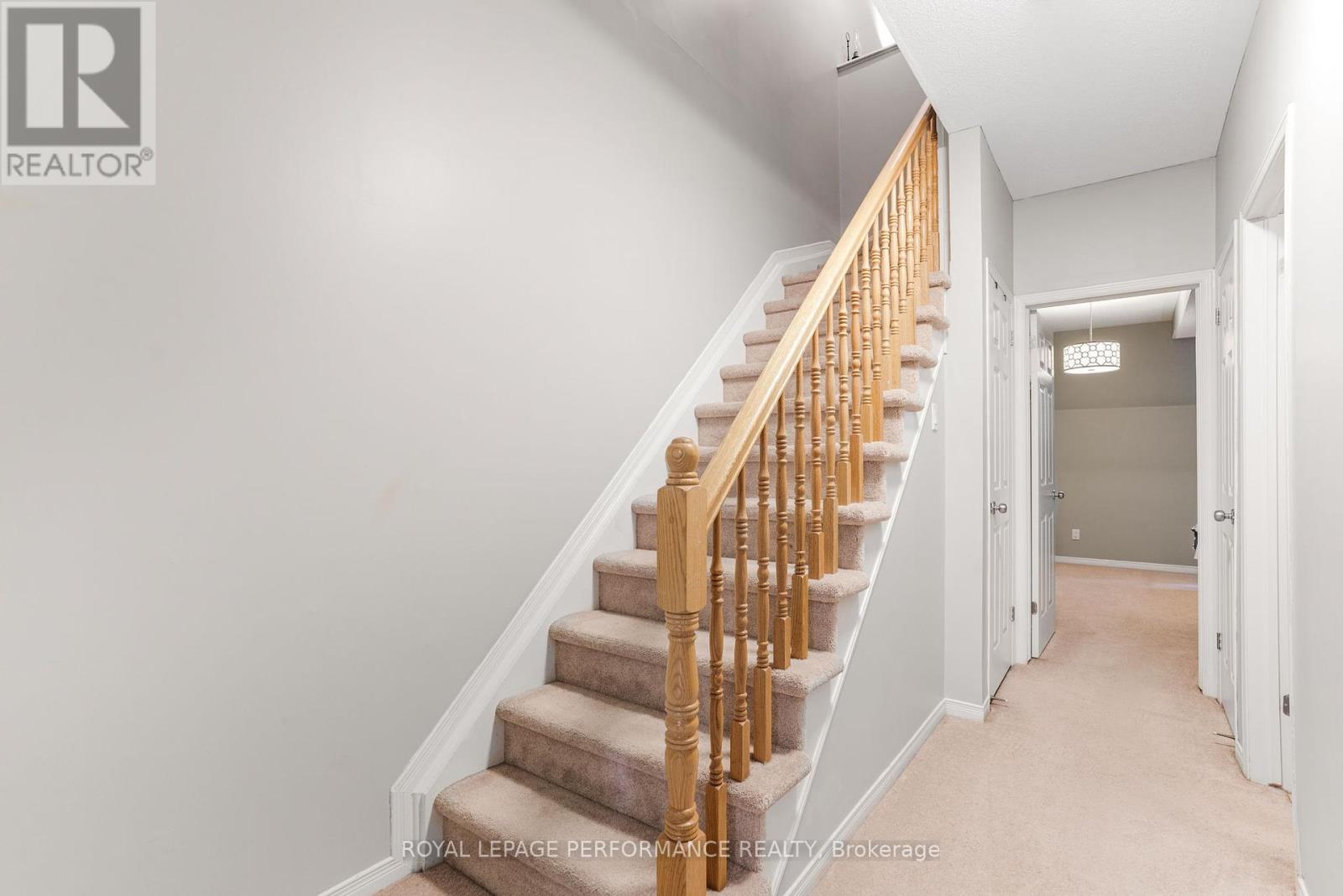 2 - 55 Steele Park Private, Ottawa, Ontario  K1J 0J2 - Photo 19 - X12285309