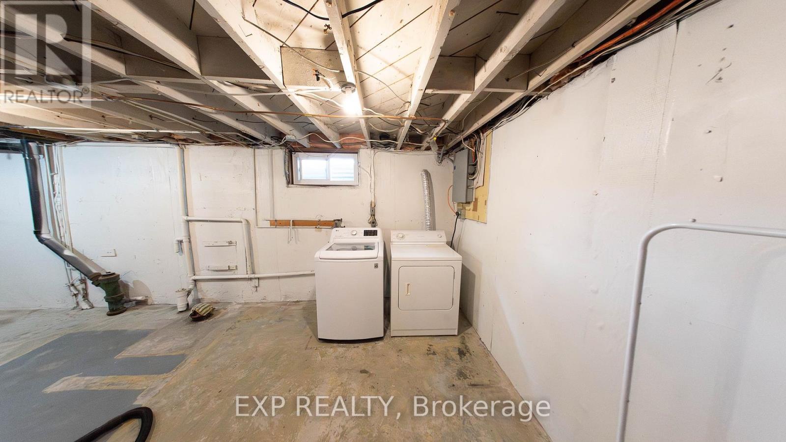 84 Kenyon Street E, North Glengarry, Ontario  K0C 1A0 - Photo 18 - X12285463