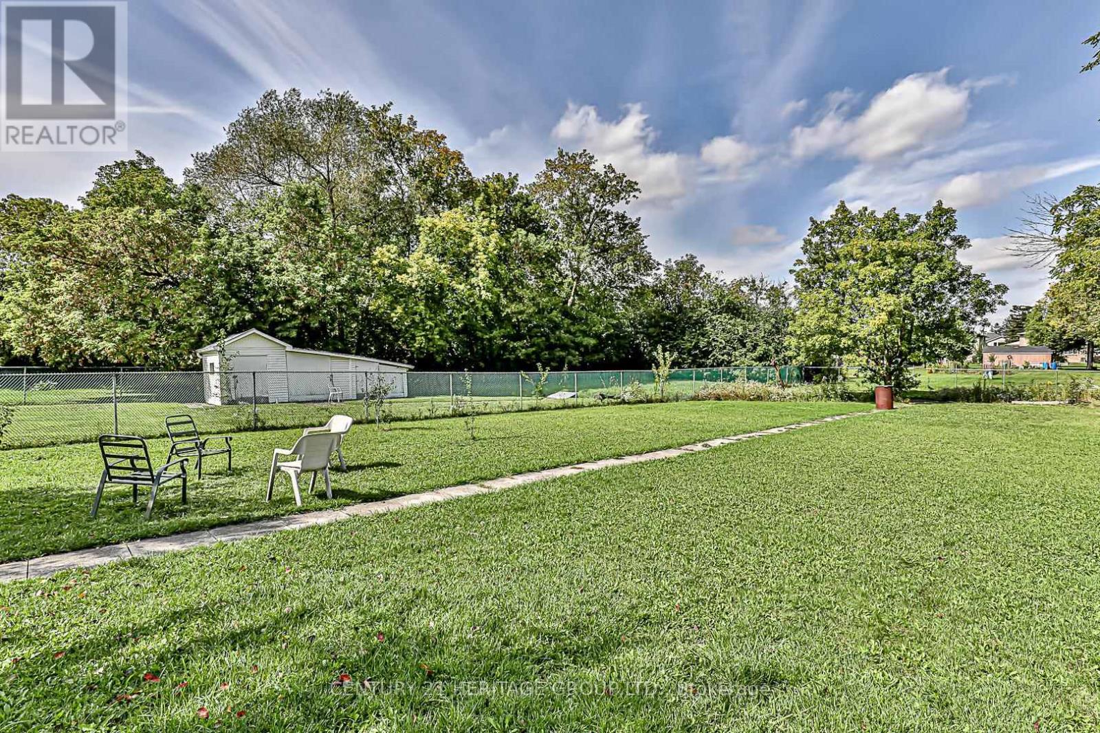 40 Weldrick Road W, Richmond Hill, Ontario  L4C 3T8 - Photo 29 - N12242140