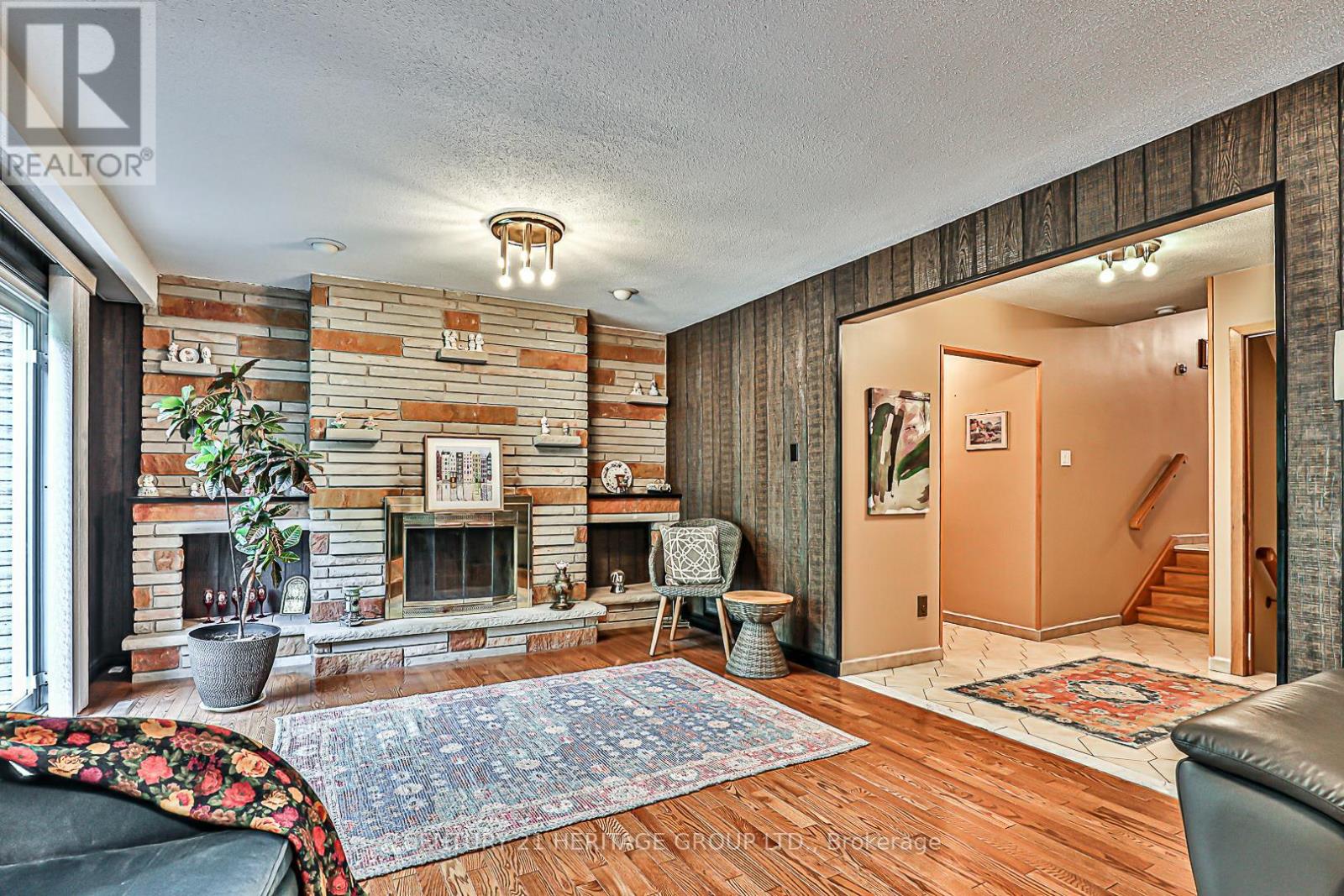 40 Weldrick Road W, Richmond Hill, Ontario  L4C 3T8 - Photo 17 - N12242140