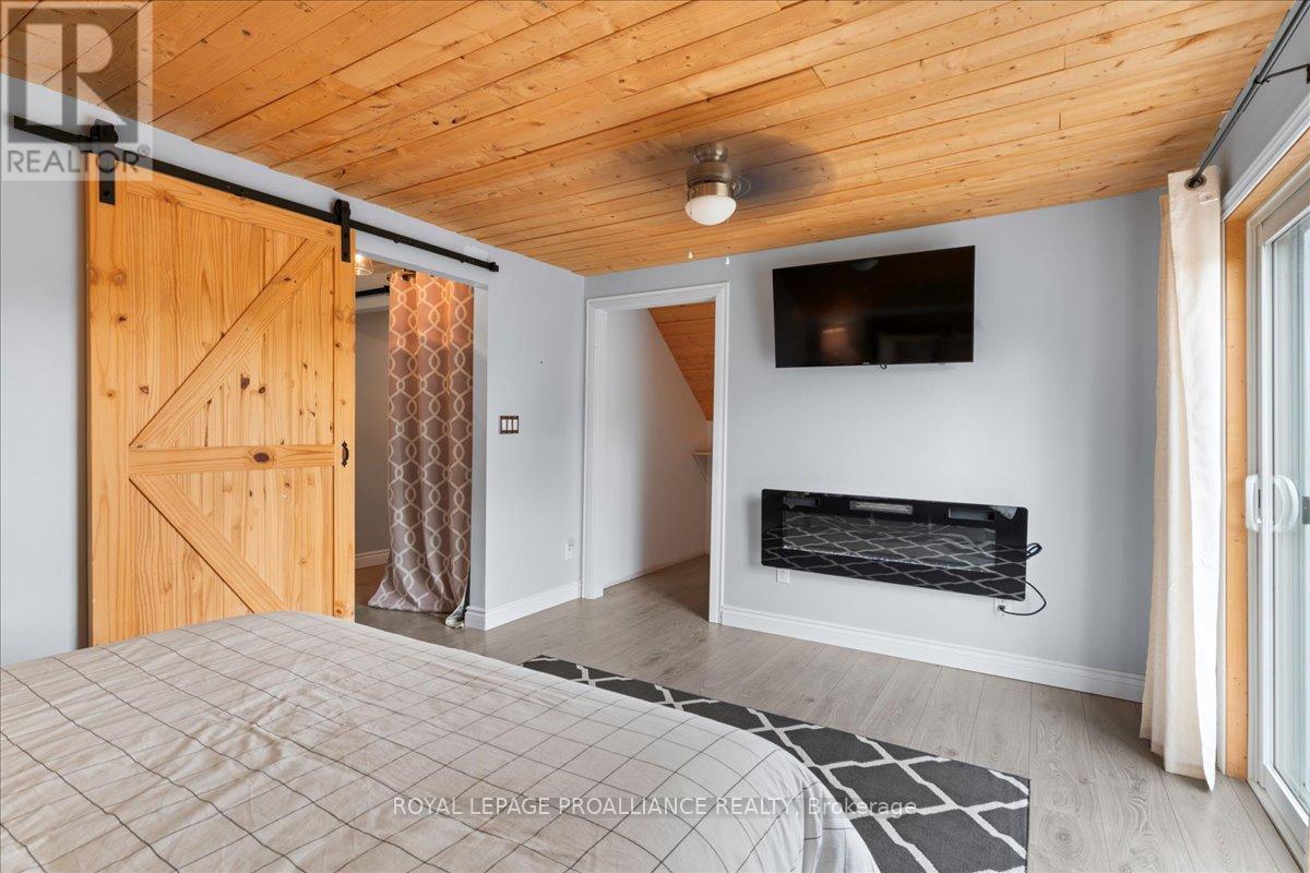 11251b Highway 41, Addington Highlands, Ontario  K0H 1Z0 - Photo 12 - X12285419