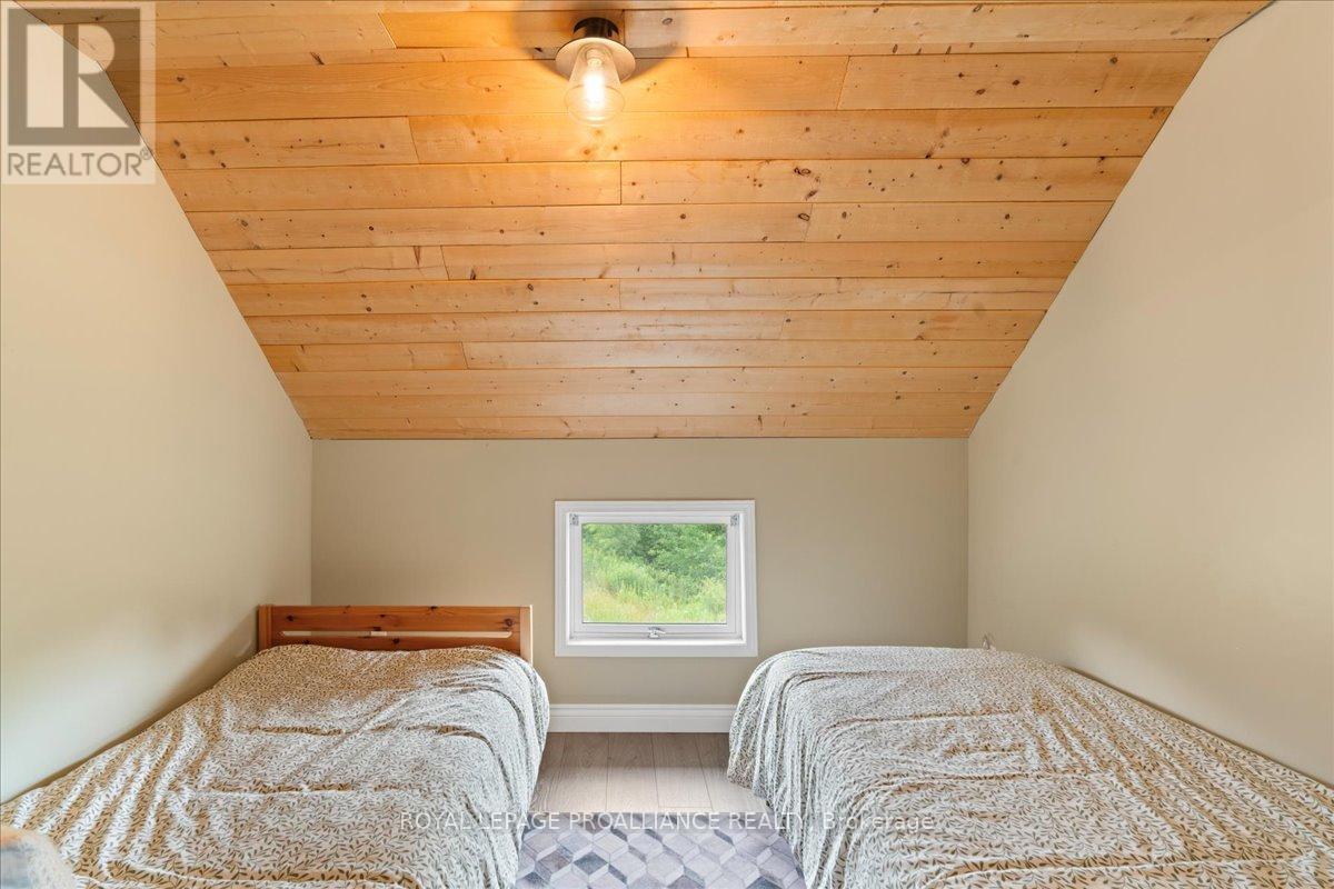 11251b Highway 41, Addington Highlands, Ontario  K0H 1Z0 - Photo 13 - X12285419
