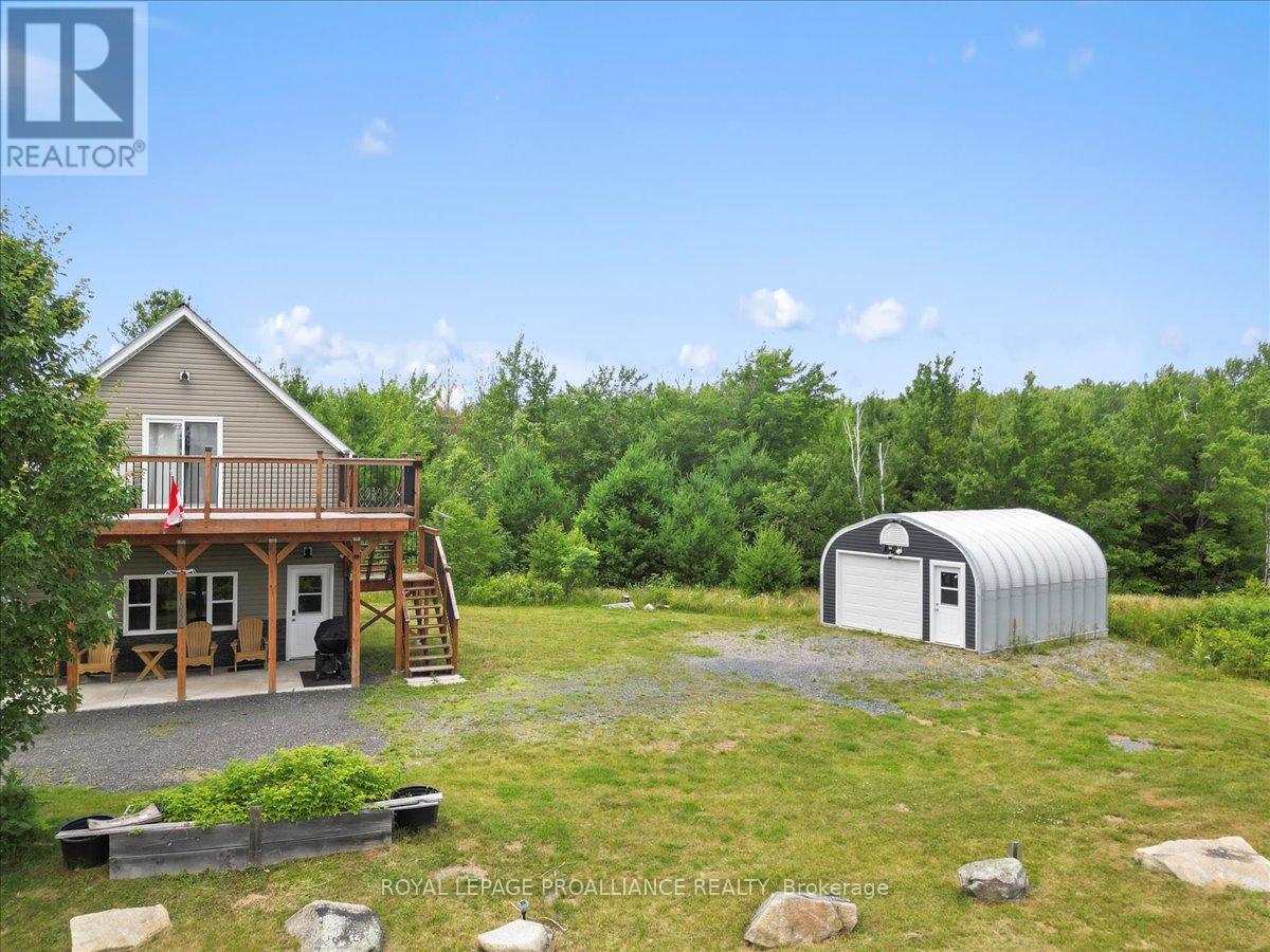 11251b Highway 41, Addington Highlands, Ontario  K0H 1Z0 - Photo 2 - X12285419