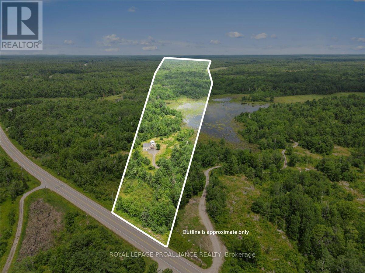11251b Highway 41, Addington Highlands, Ontario  K0H 1Z0 - Photo 3 - X12285419