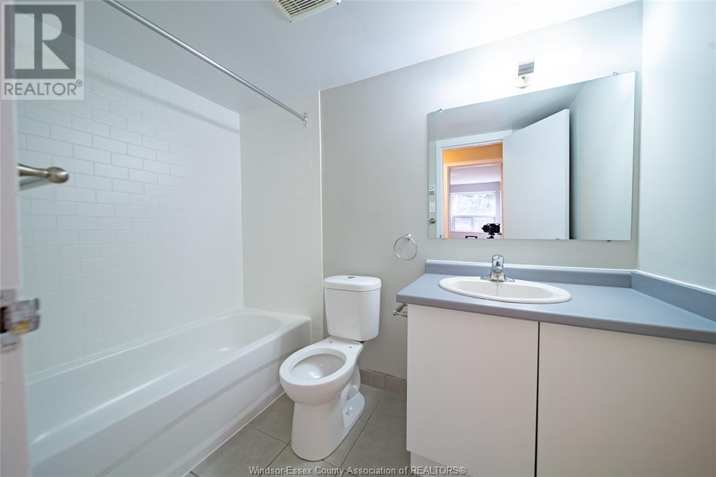 3905 Riverside Drive East Unit# 403, Windsor, Ontario  N8Y 1B3 - Photo 39 - 25017931