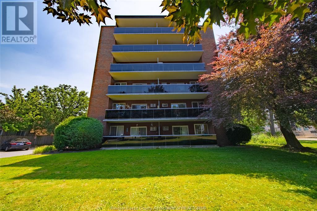 3905 Riverside Drive East Unit# 403, Windsor, Ontario  N8Y 1B3 - Photo 6 - 25017931