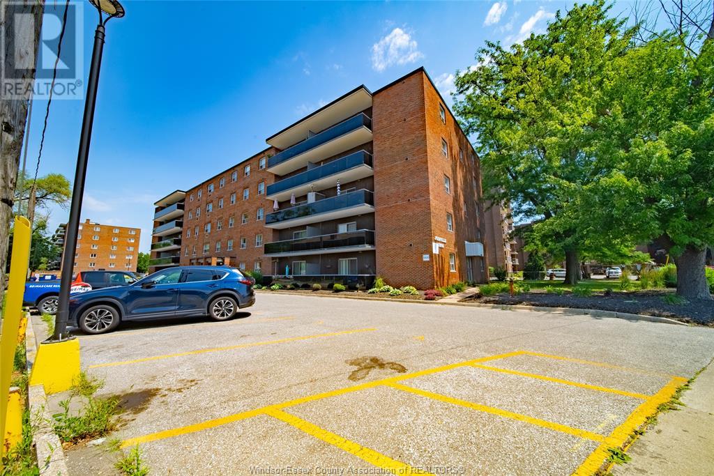 3905 Riverside Drive East Unit# 403, Windsor, Ontario  N8Y 1B3 - Photo 7 - 25017931