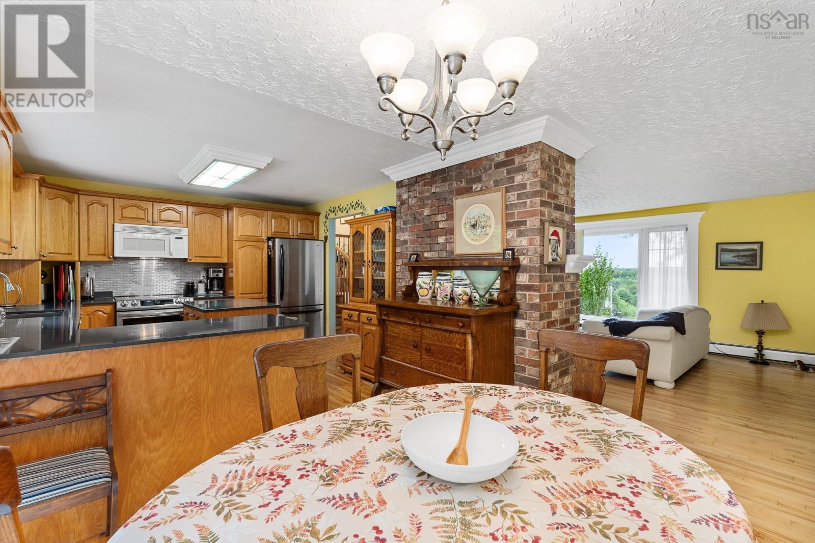 576 Lakeview Avenue, Middle Sackville, Nova Scotia  B4E 3B8 - Photo 34 - 202517665