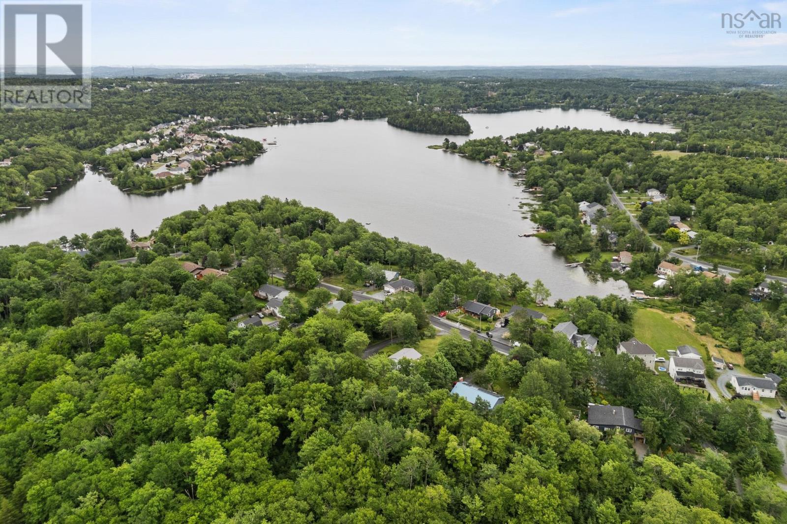 576 Lakeview Avenue, Middle Sackville, Nova Scotia  B4E 3B8 - Photo 7 - 202517665