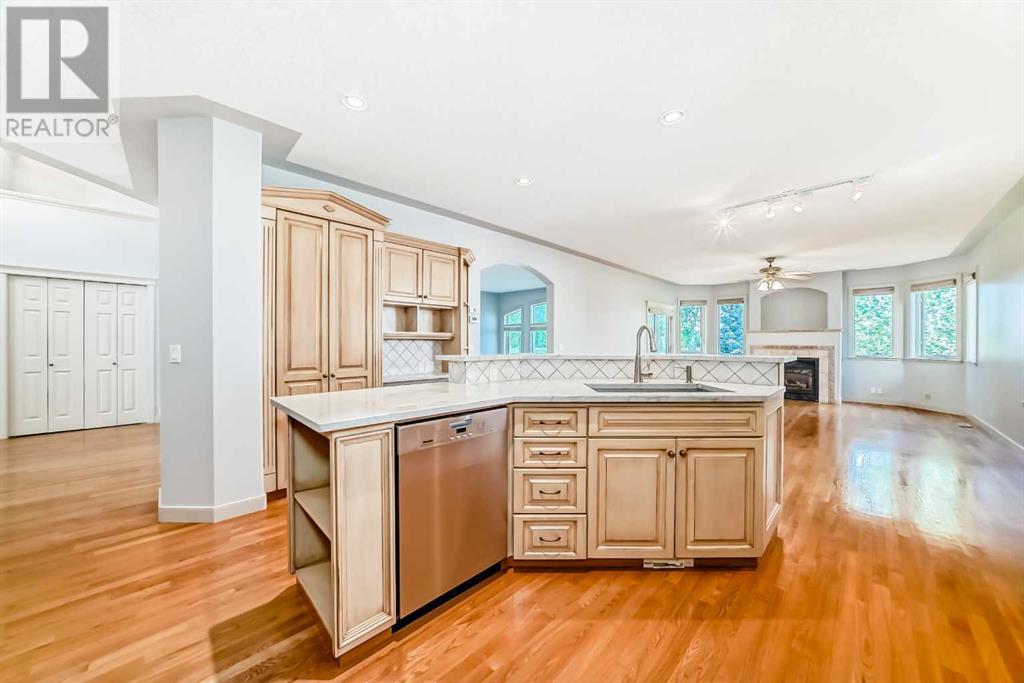 Property at 46 Valley Ponds Way NW image 5