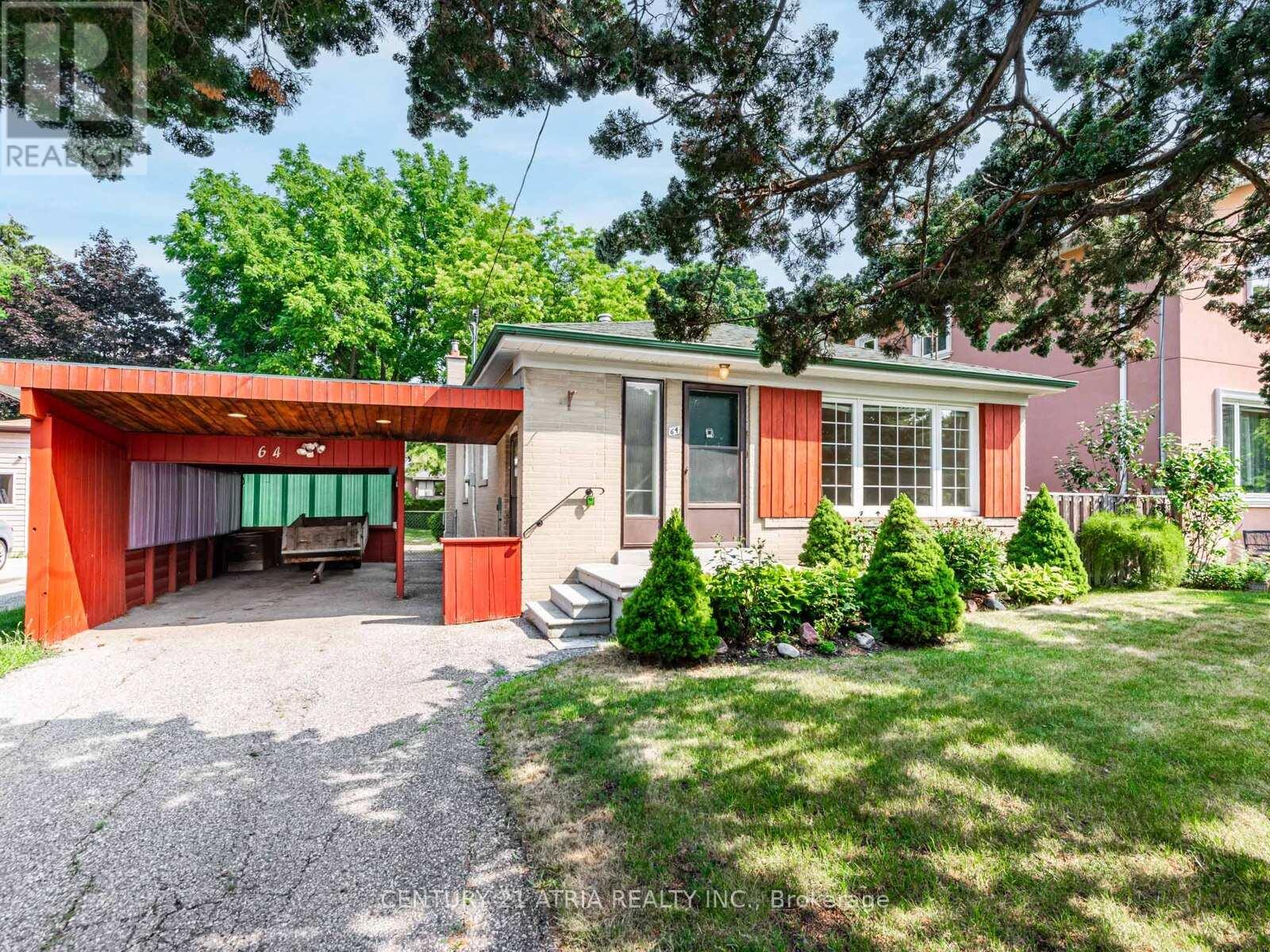 Property at 64 ROCKPORT CRESCENT image 3