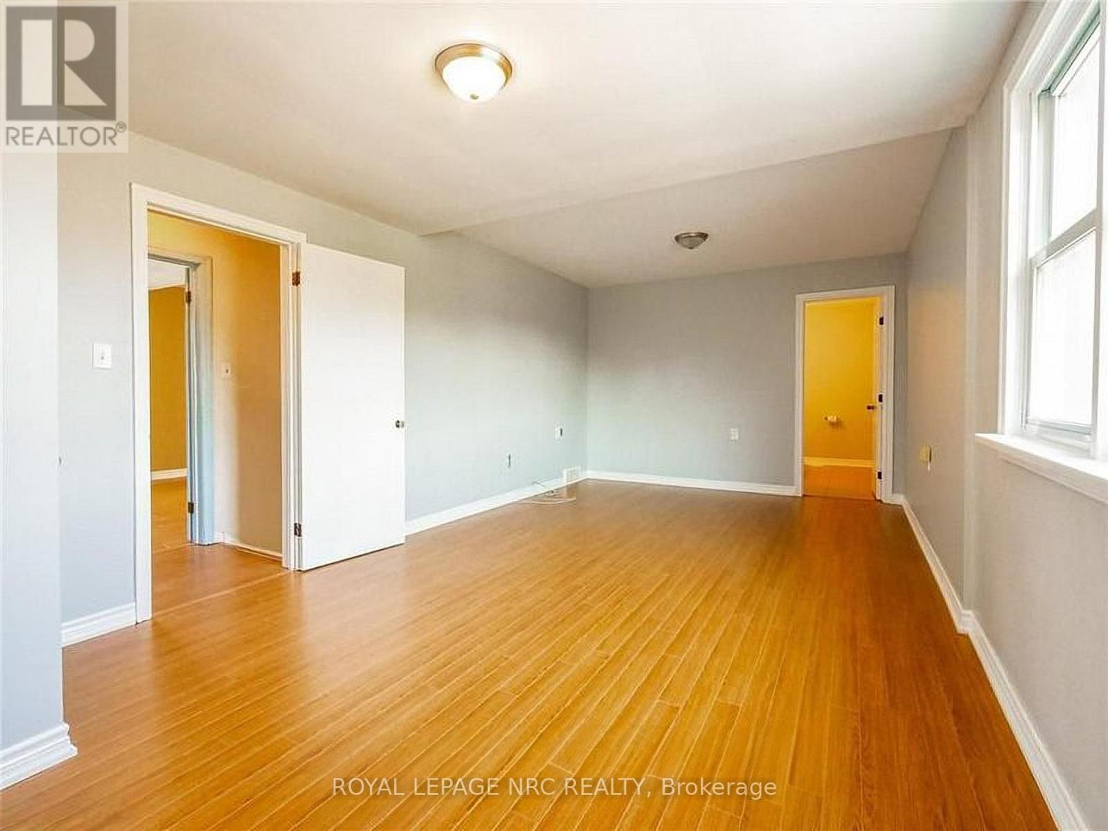 3090 Dorchester Road, Niagara Falls, Ontario  L2J 2Z7 - Photo 20 - X12262567