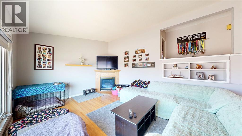Property at 2 14 Street NW image 5
