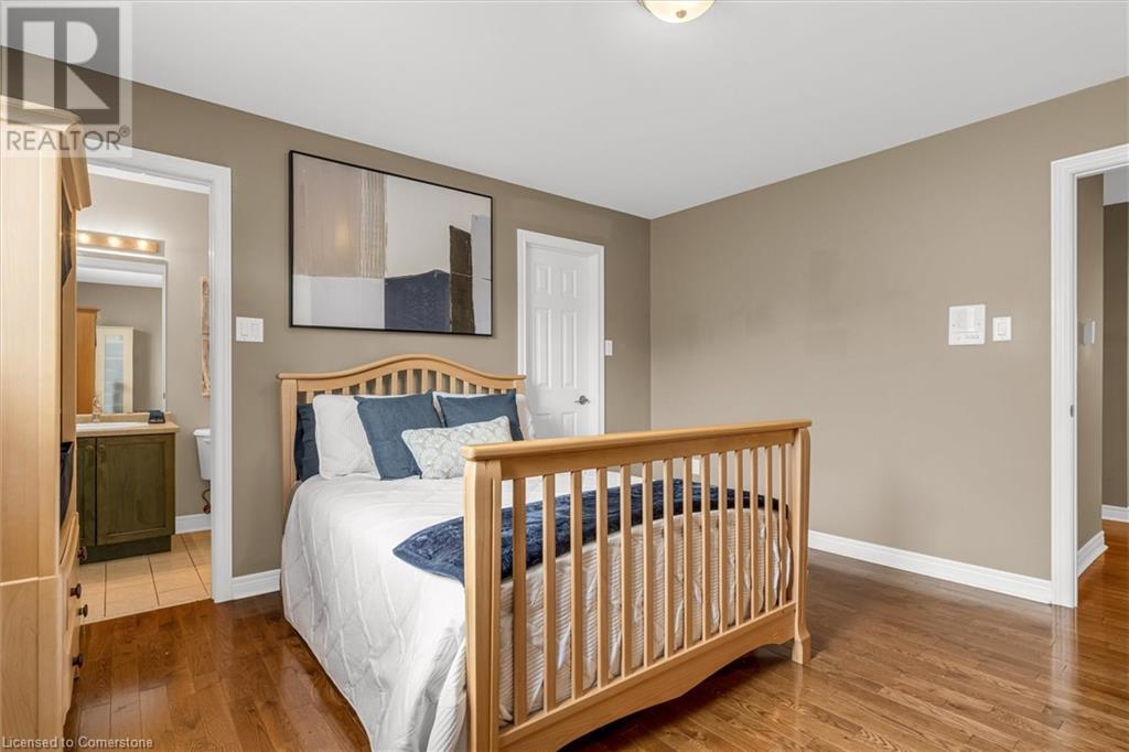 29 Gaines Avenue, Dundas, Ontario  L9H 7M4 - Photo 22 - 40734395