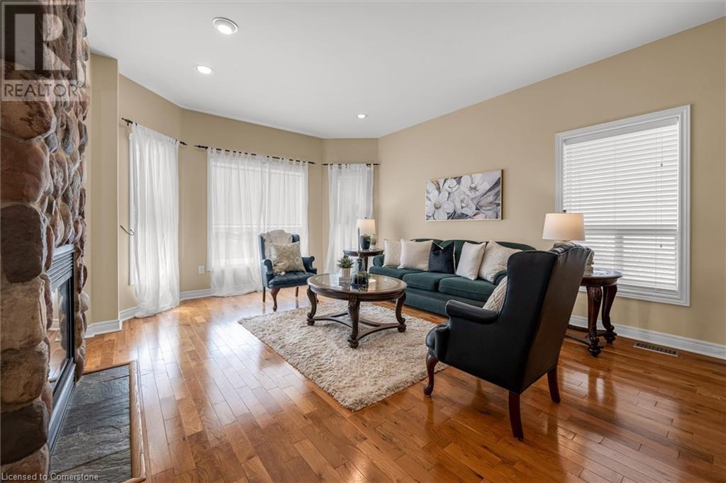 29 Gaines Avenue, Dundas, Ontario  L9H 7M4 - Photo 11 - 40734395