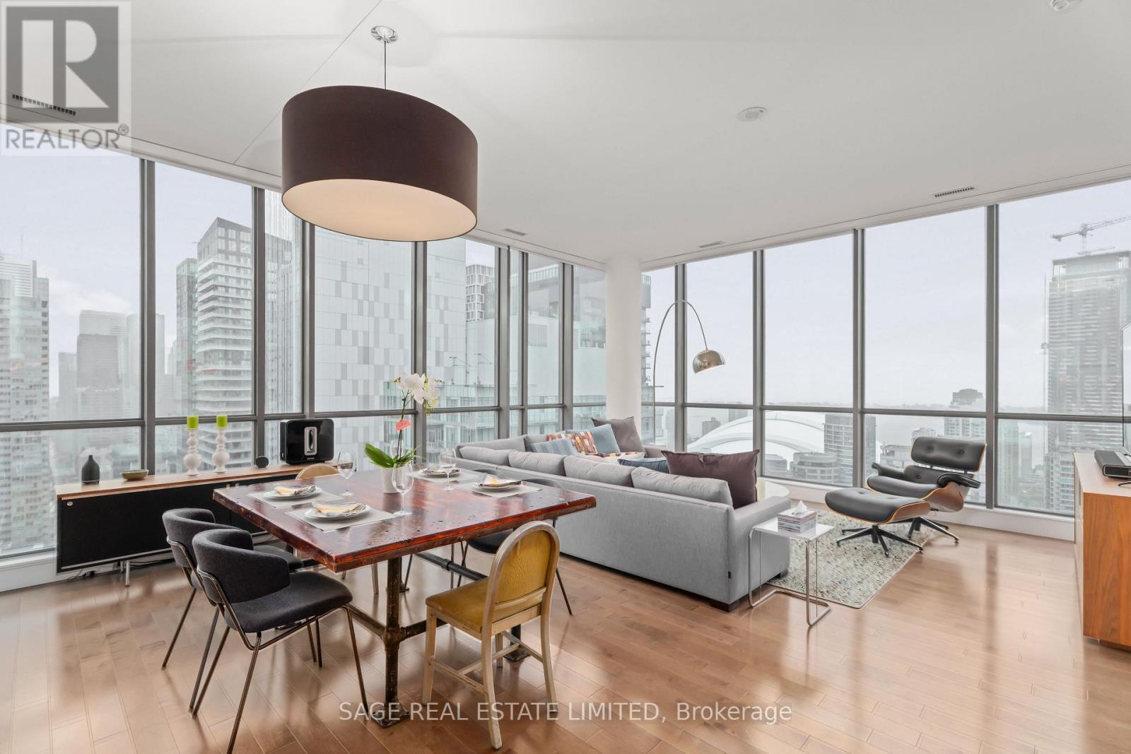 Property at 3505 - 8 CHARLOTTE STREET image 1