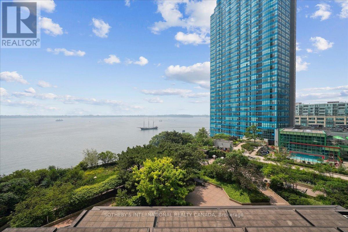 Property at 1110 - 65 HARBOUR SQUARE image 1