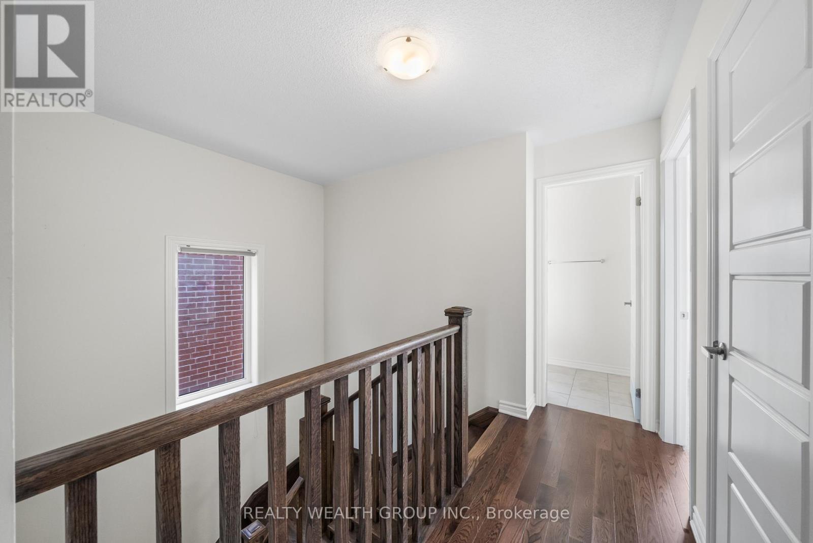 100 Barkerville Drive, Whitby, Ontario  L1P 0L8 - Photo 14 - E12285393
