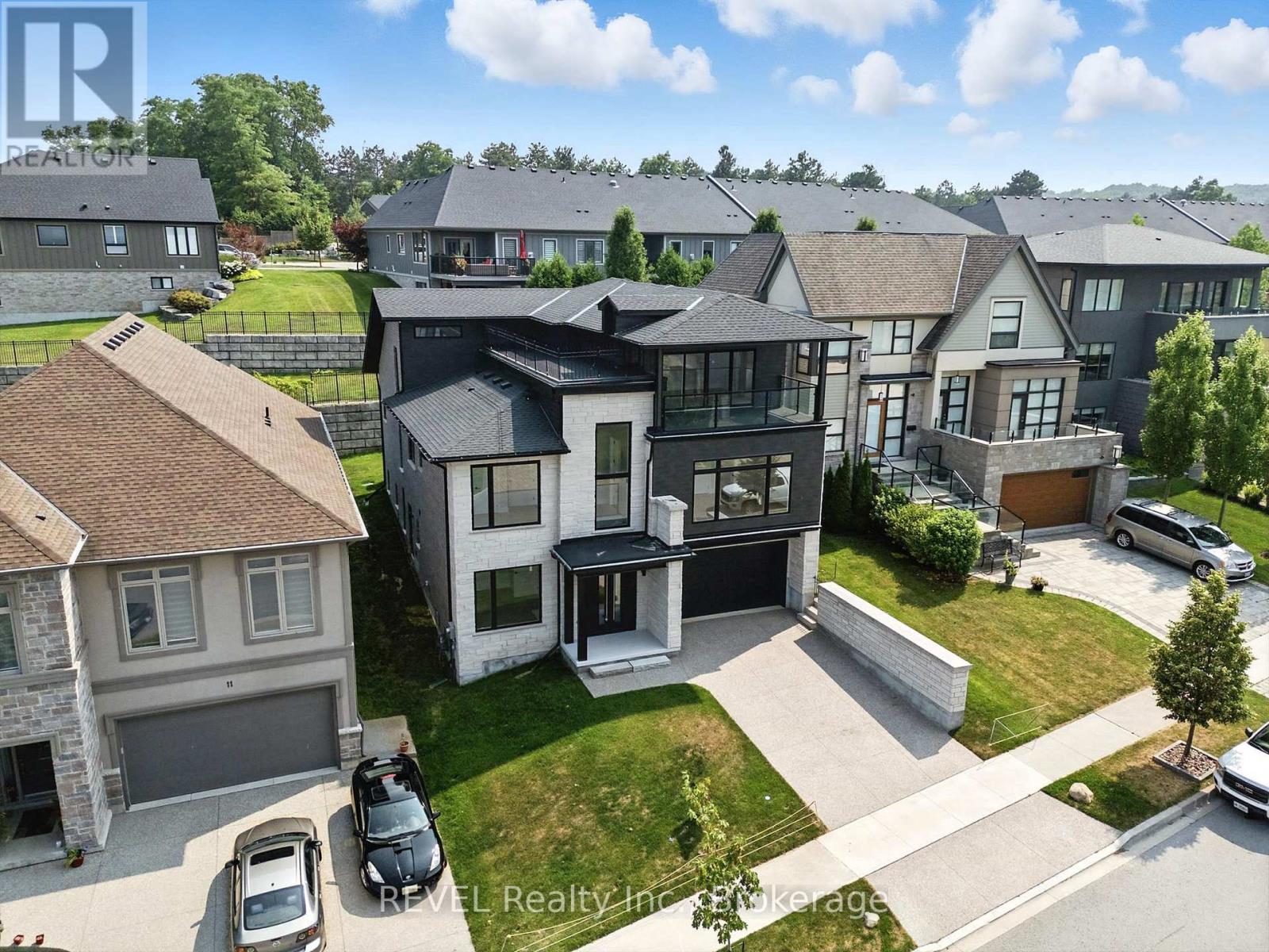 Property at 13 KENMIR AVENUE image 1