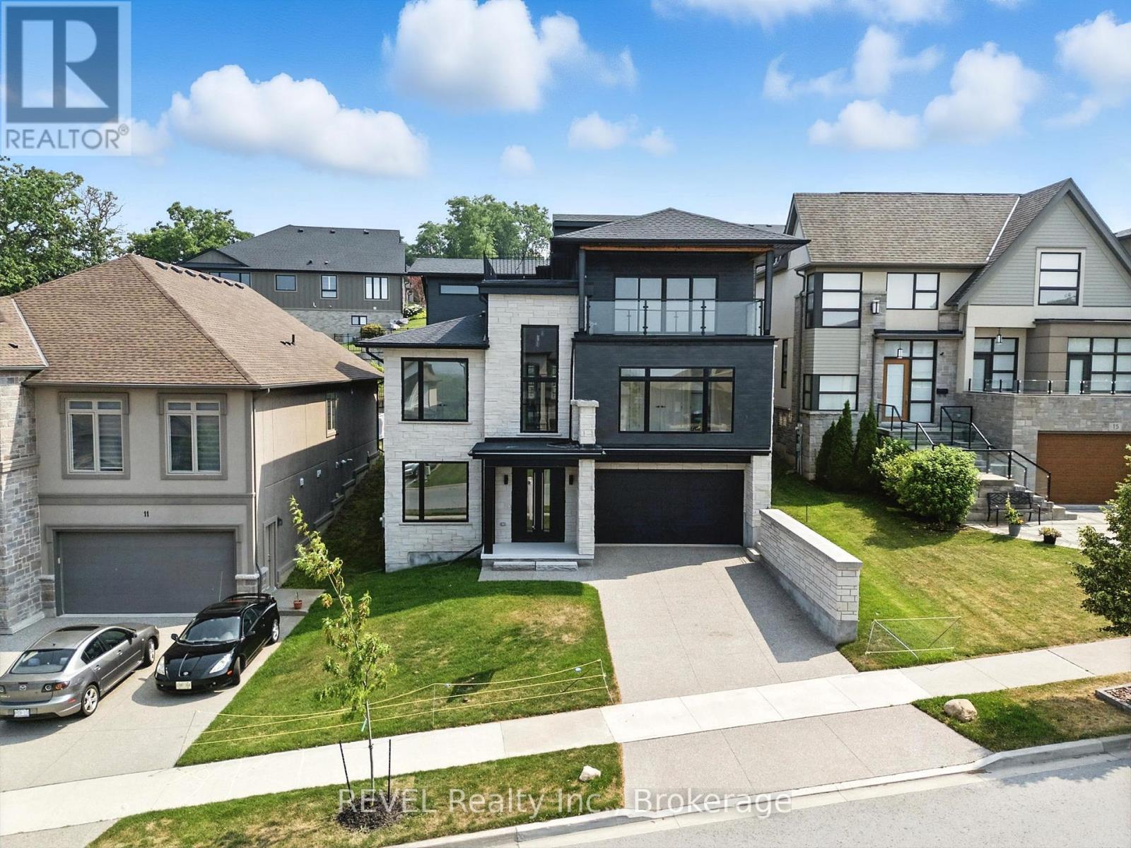 Property at 13 KENMIR AVENUE image 2