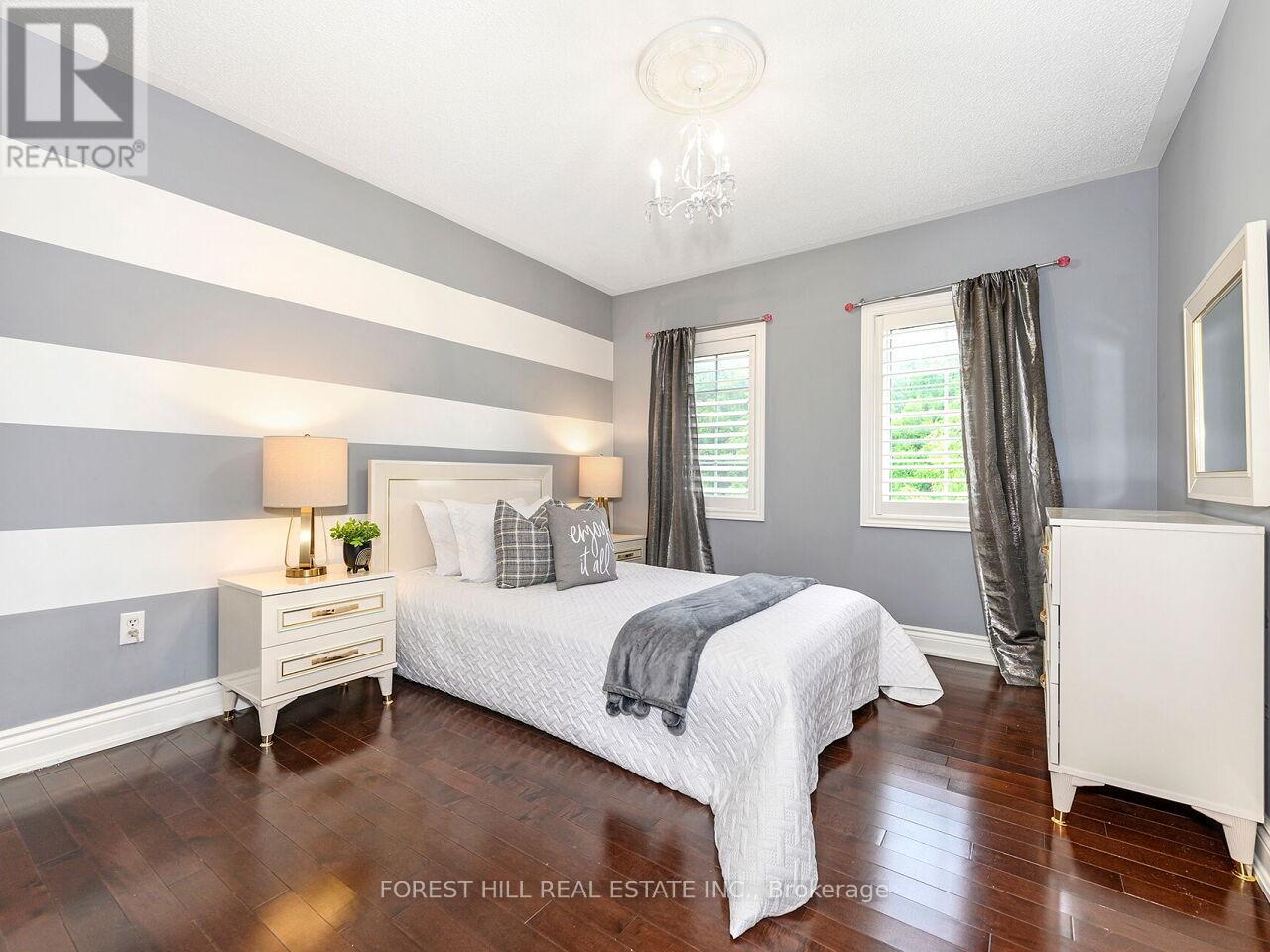 1575 Samuelson Crescent, Mississauga (Meadowvale Village), Ontario  L5N 8A2 - Photo 14 - W12236866